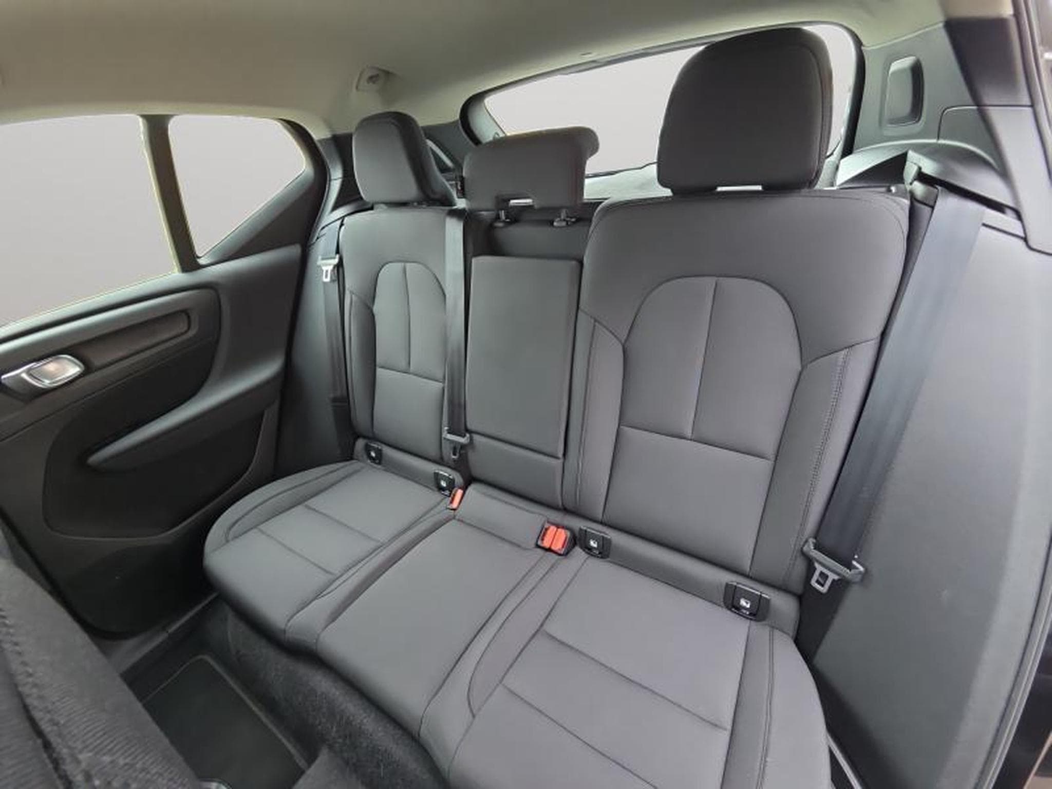 Volvo XC40 T3 momentum / Essence (2021) - Foto 13