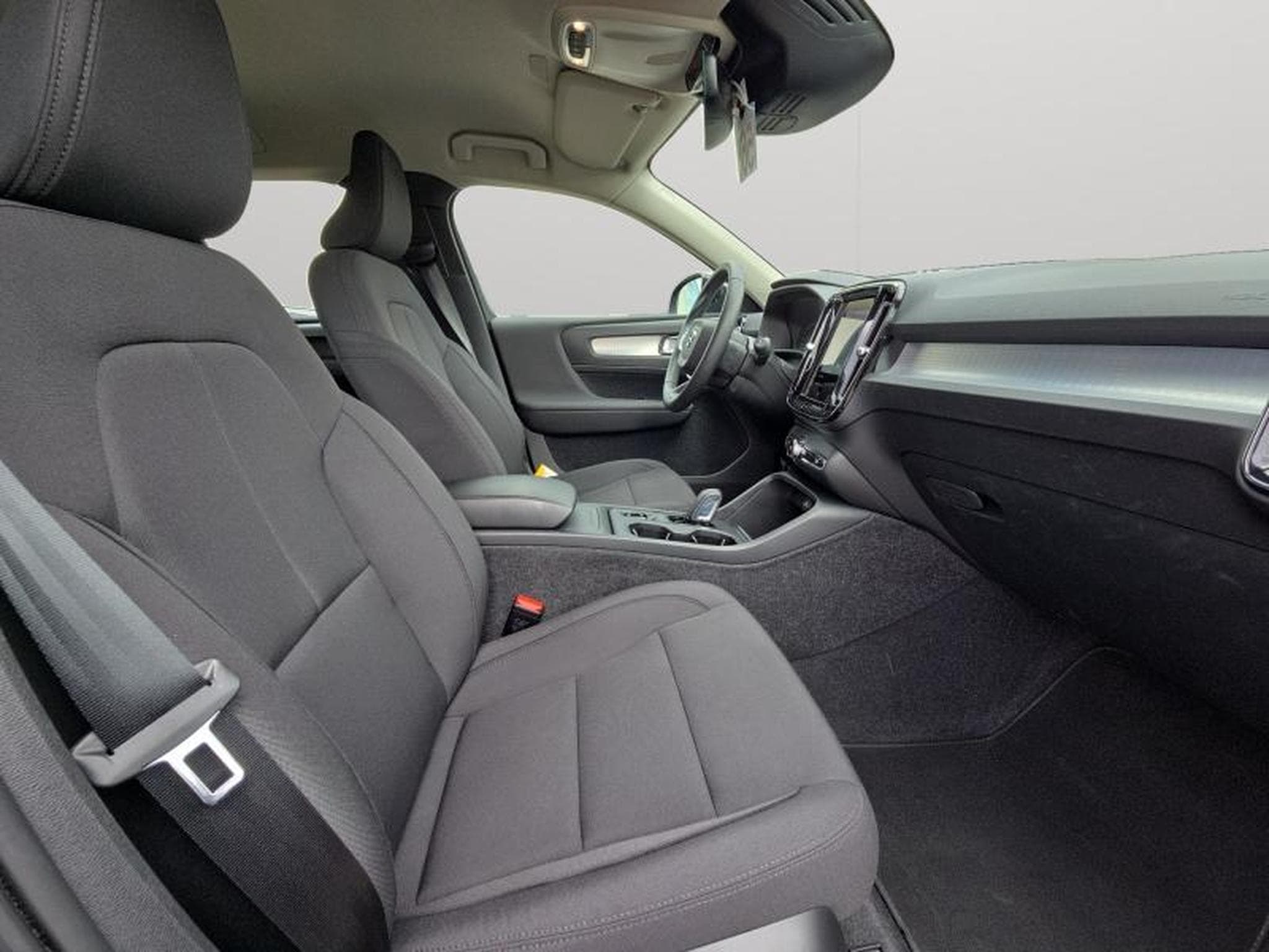 Volvo XC40 T3 momentum / Essence (2021) - Foto 15