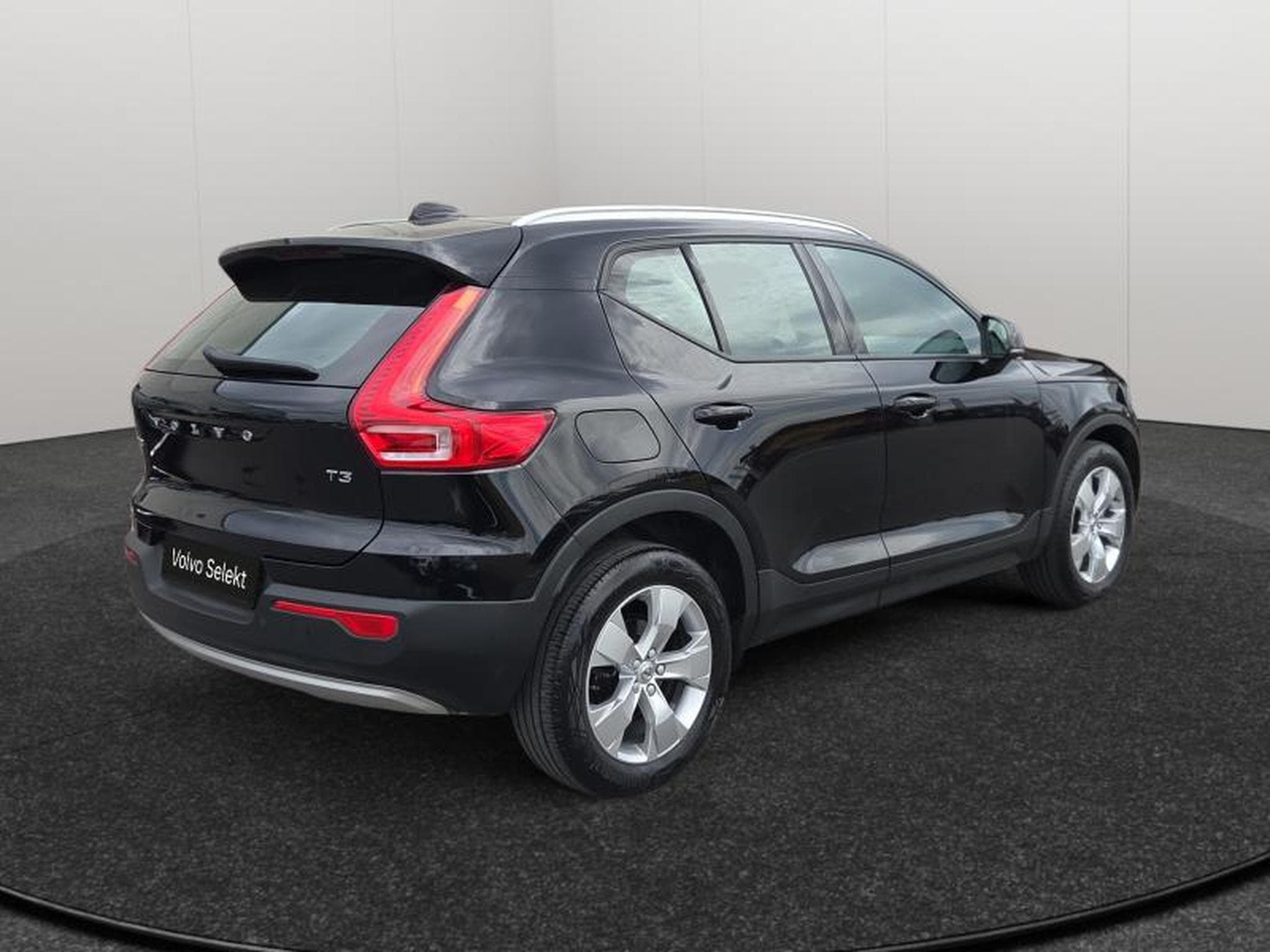 Volvo XC40 T3 momentum / Essence (2021) - Foto 2