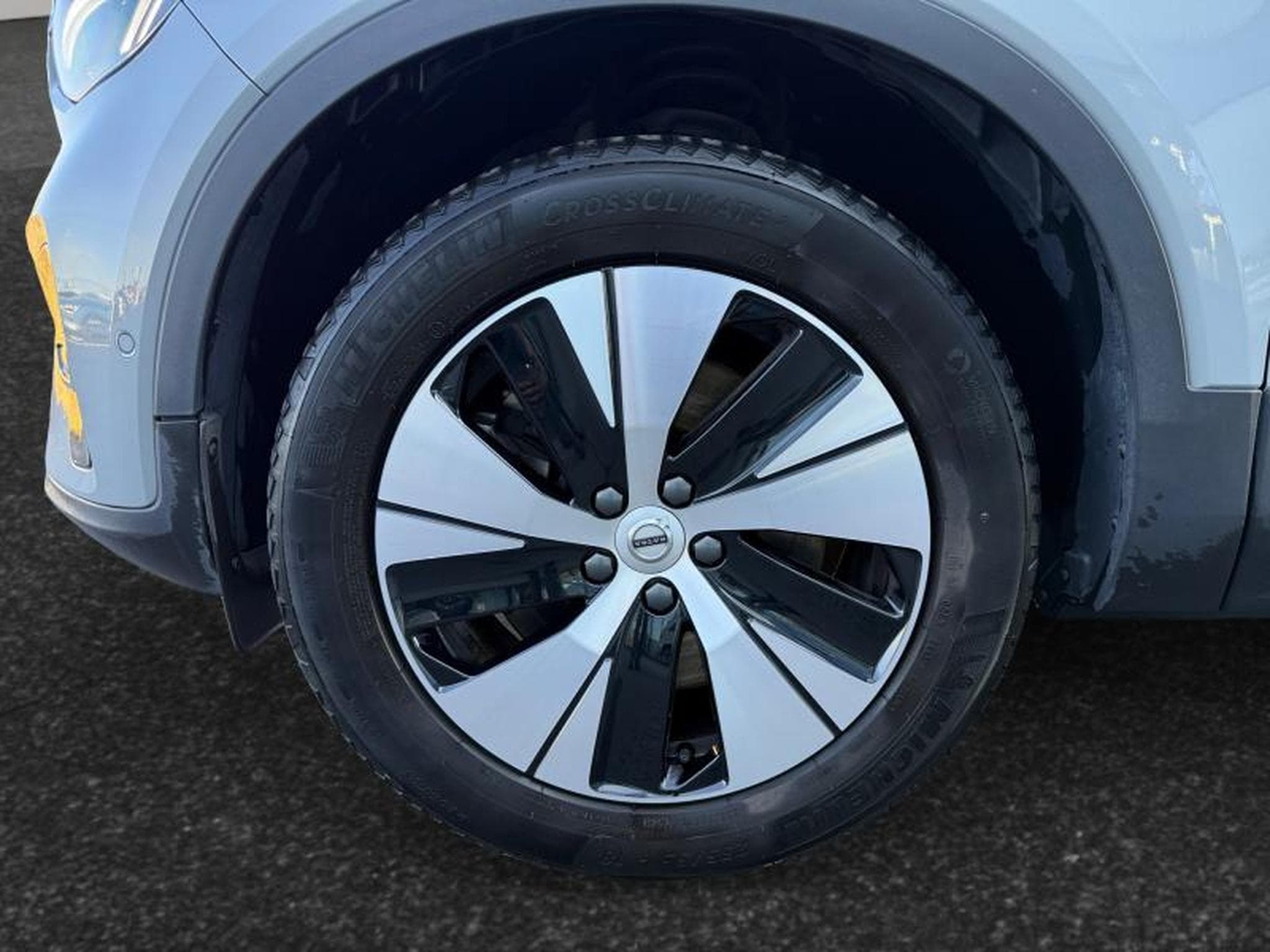 Volvo XC40 & Recharge (2023) - Photo 14