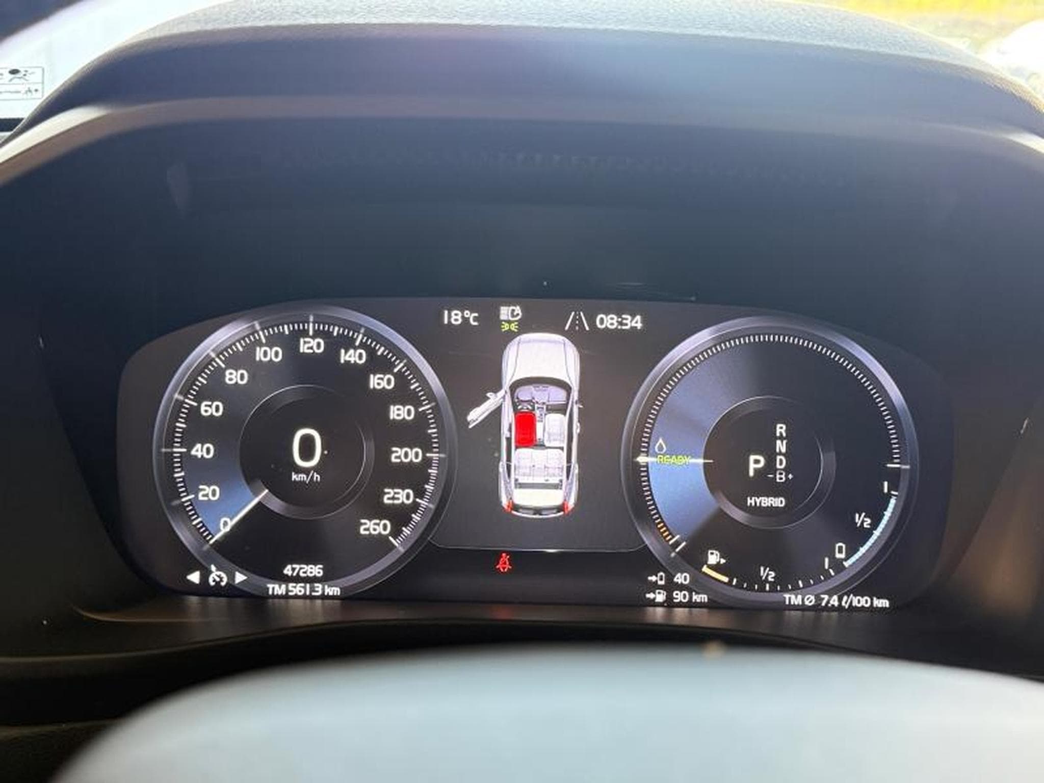 Volvo XC40 & Recharge (2023) - Photo 18