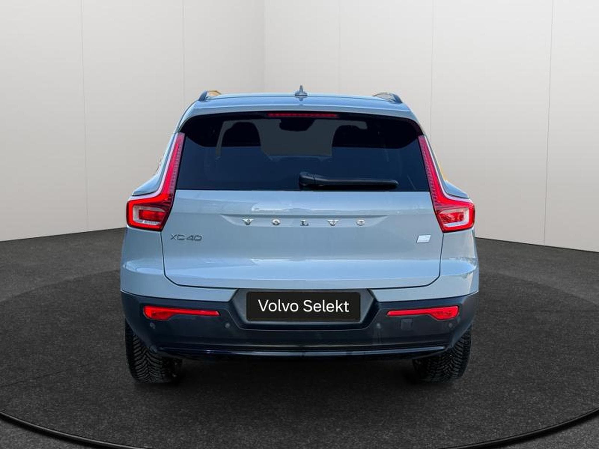 Volvo XC40 & Recharge (2023) - Photo 6