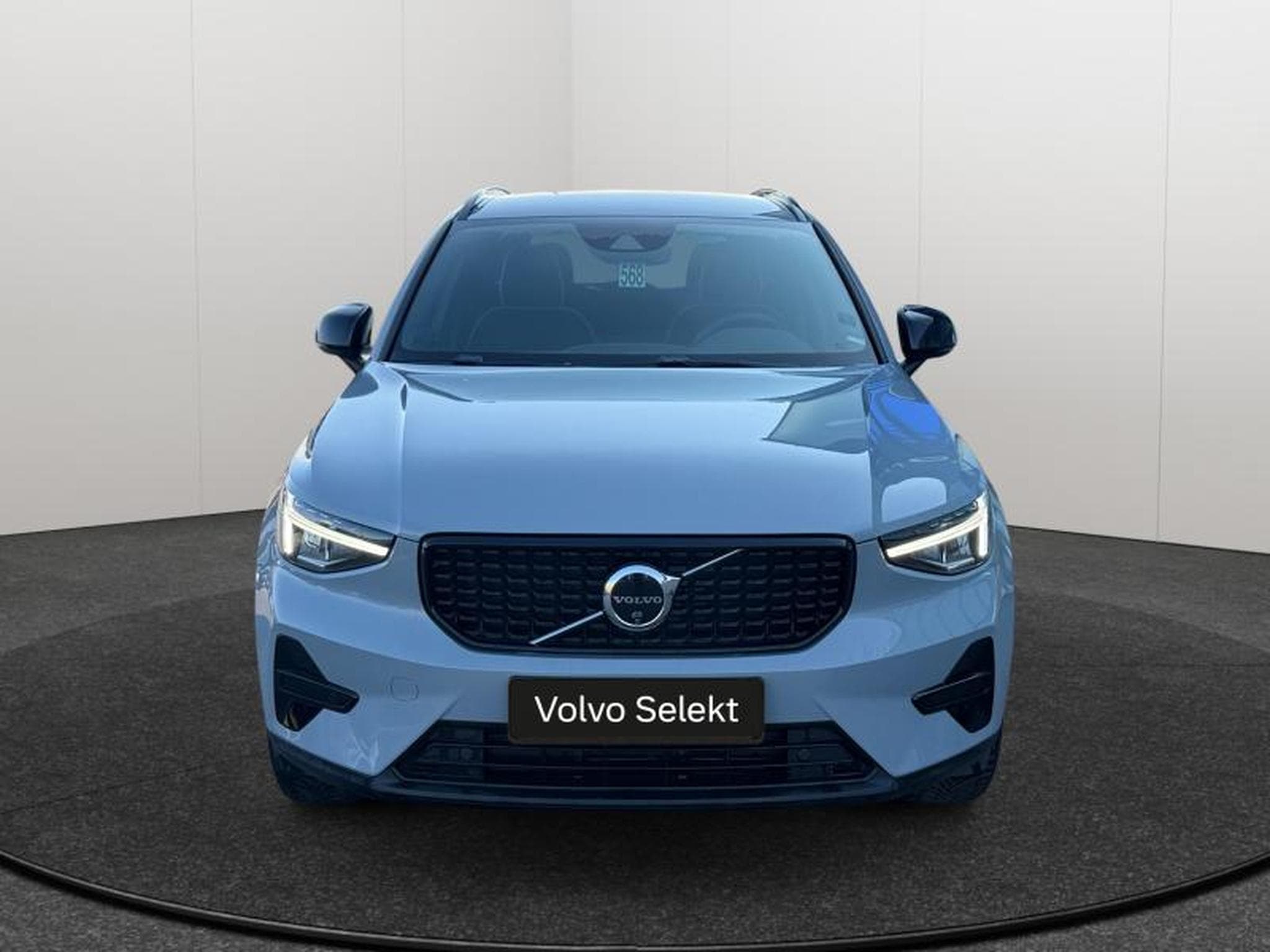 Volvo XC40 & Recharge (2023) - Photo 9
