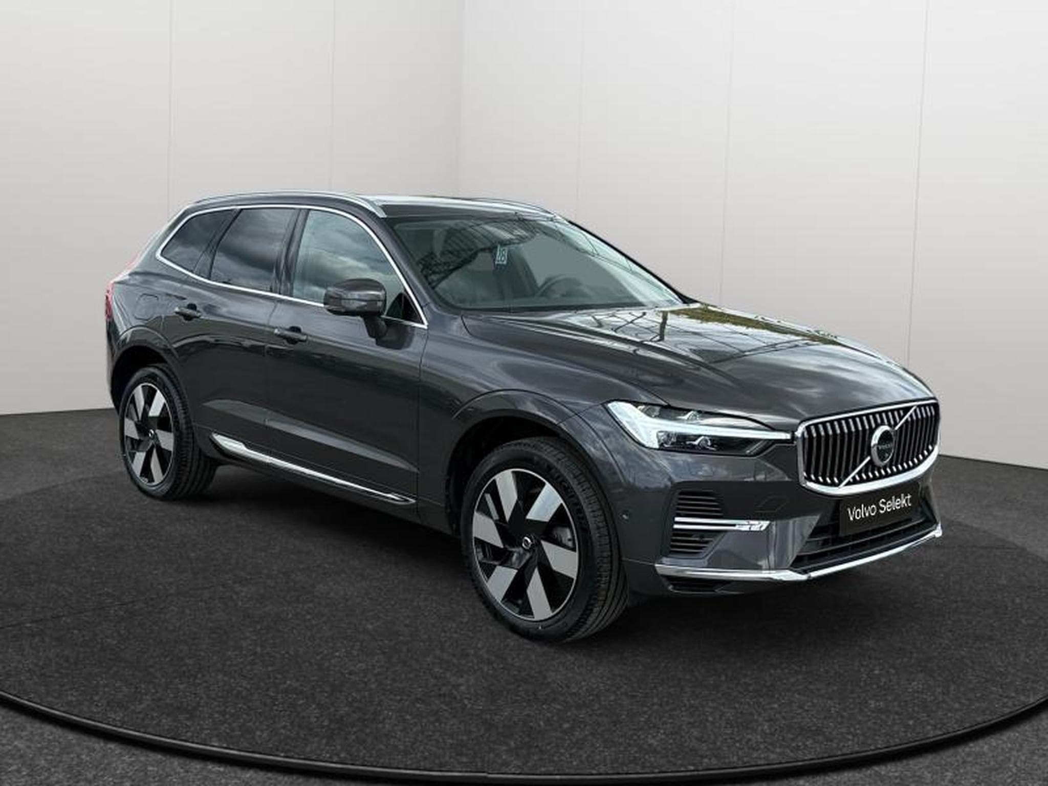 Volvo XC60 T6 Ultra Bright / Hybride BOWERS WILKINS  KIT HIVER INCLUS (2025) - Photo 8