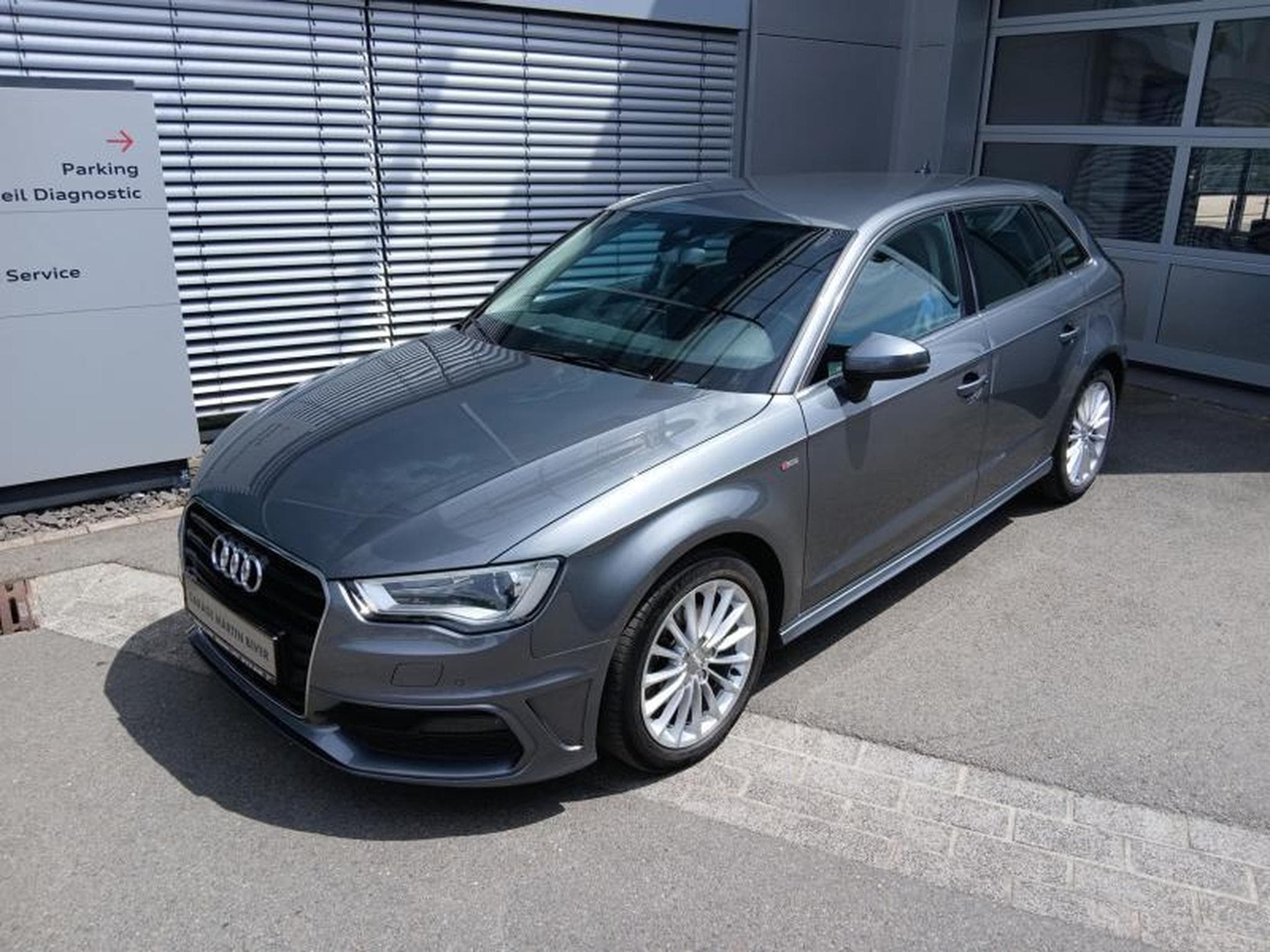 Audi A3 Sportback Attraction 1.4 TFSi 6-Gang (2016) - Foto 1
