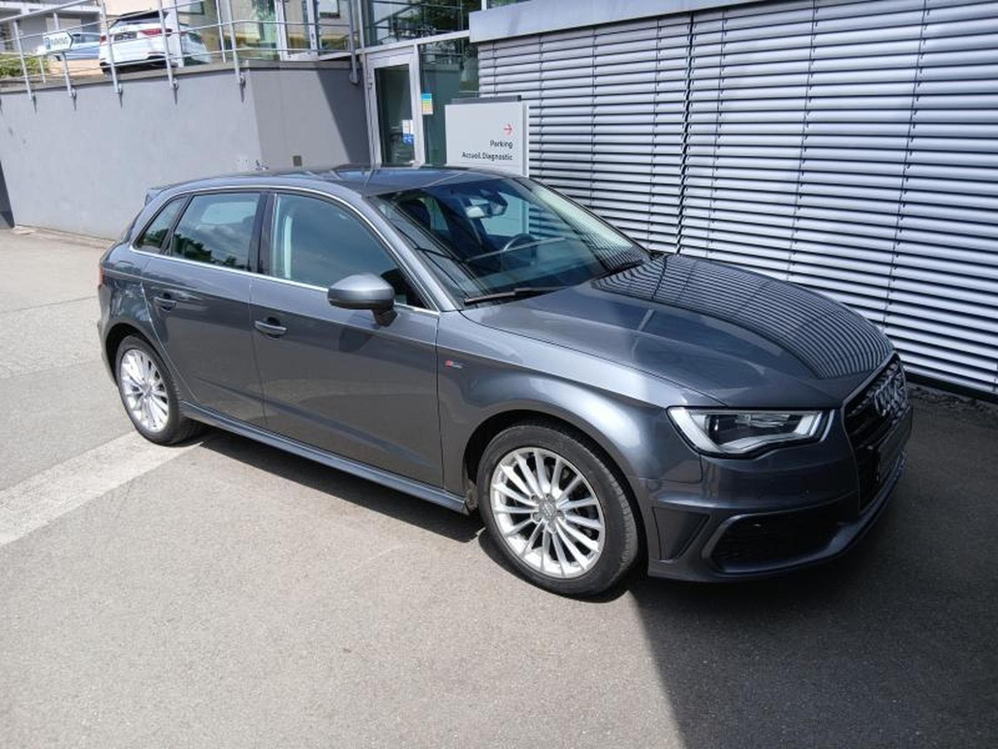 Audi A3 Sportback Attraction 1.4 TFSi 6-Gang (2016) - Foto 5