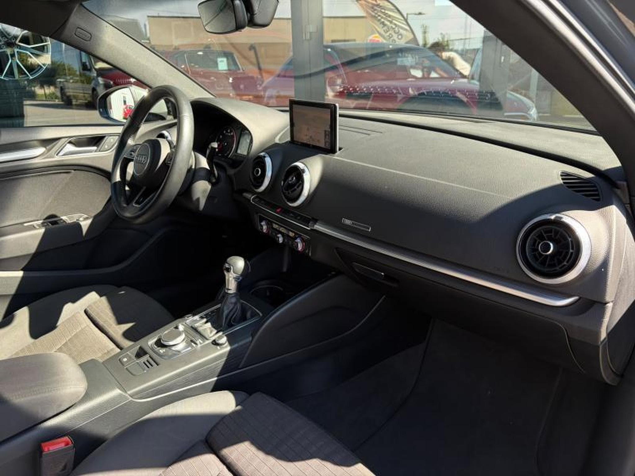Audi A3 Berline Sport (2019) - Photo 8