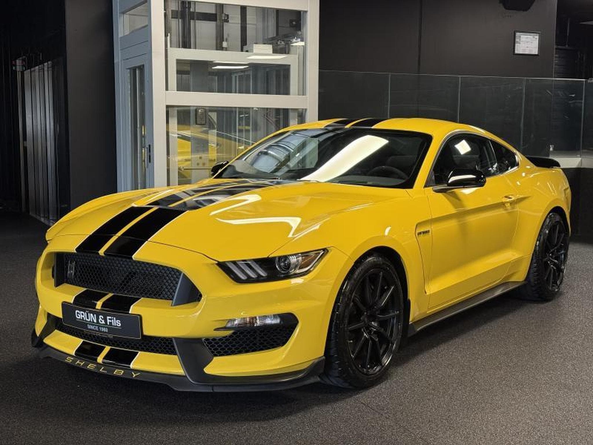 Ford Mustang Shelby GT350 *Clean Carfax *Accident & Paint Free (2018) - Foto 3