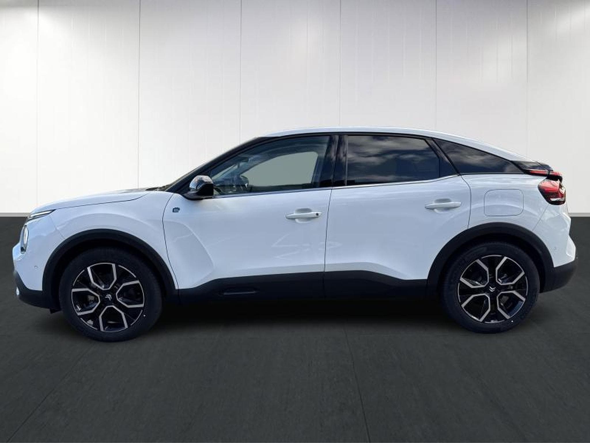 Citroen C4 E Shine (2023) - Photo 7