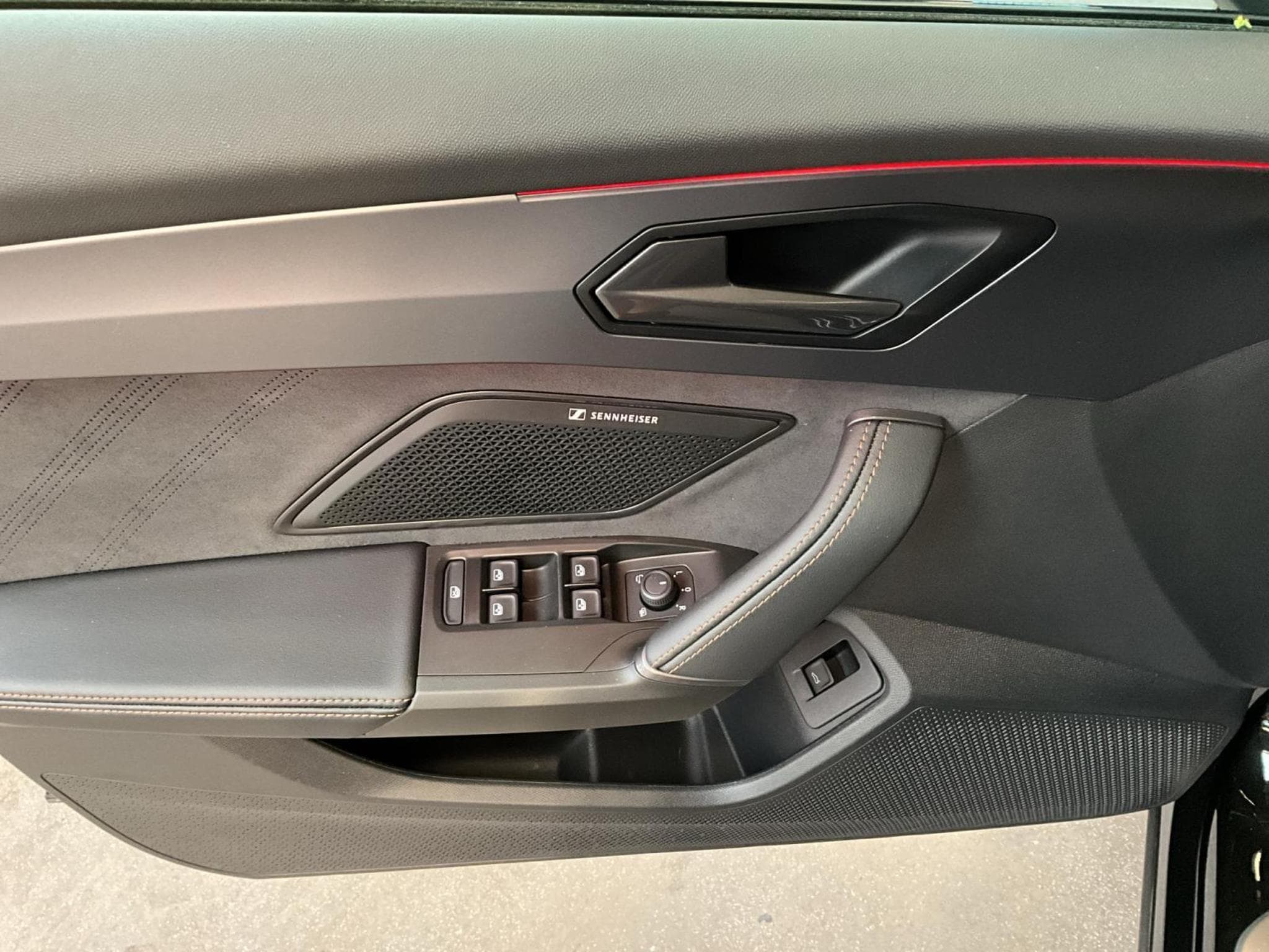 Cupra Formentor DSG+Dinamica+Pure-Perf.+RearView (2025) - Photo 10