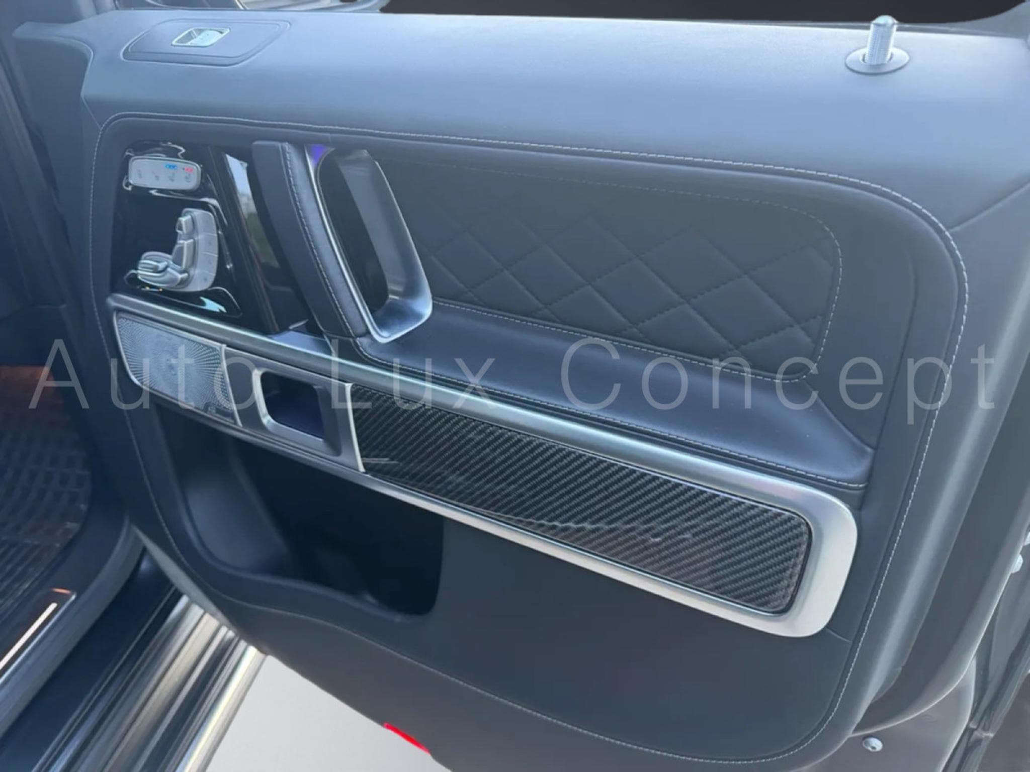 Mercedes G 63 AMG SUPERIOR Line (2023) - Foto 30