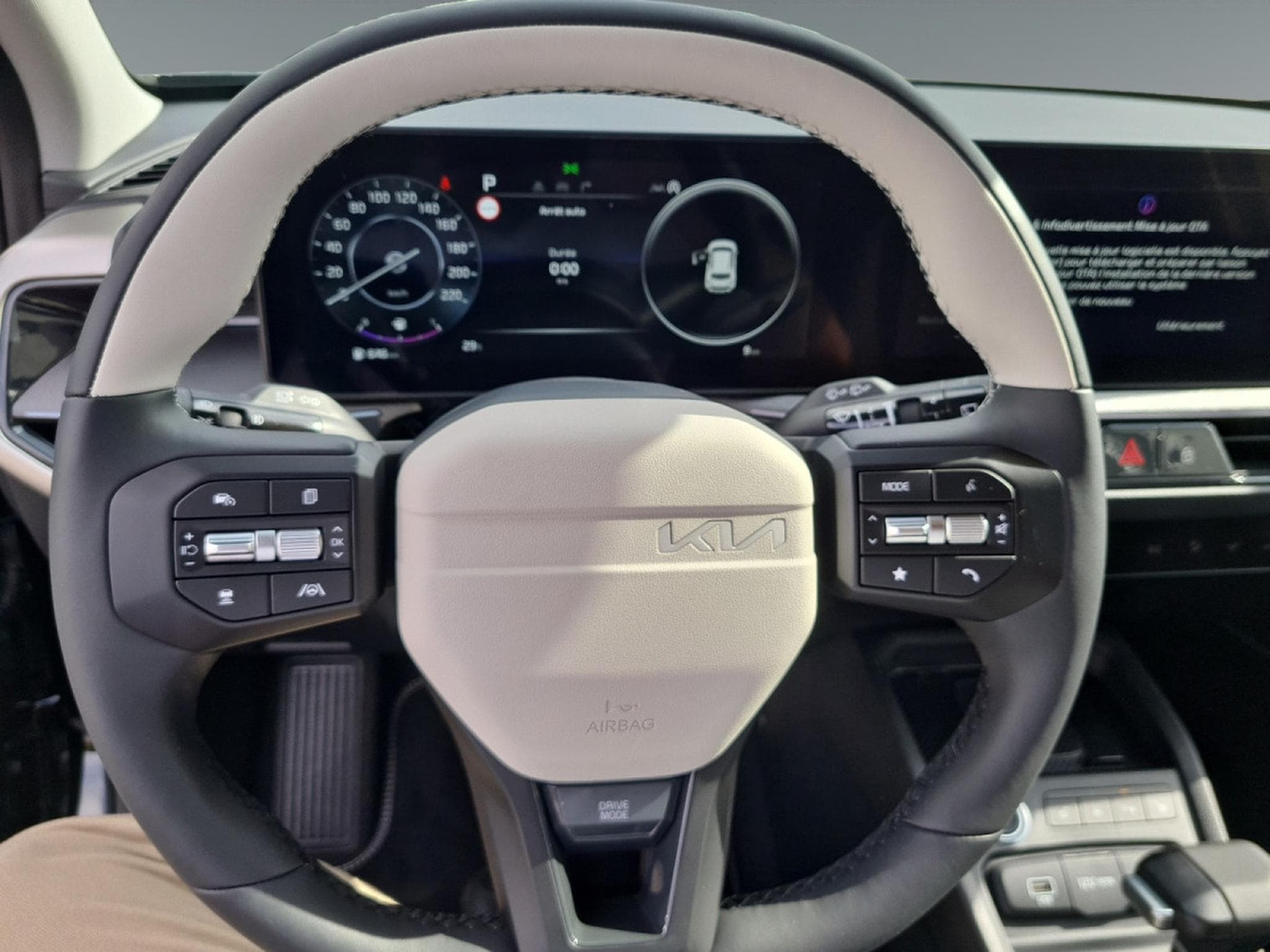 Kia Stonic GT Line 1.0 T-GDI 100 DCT (2026) - Photo 13
