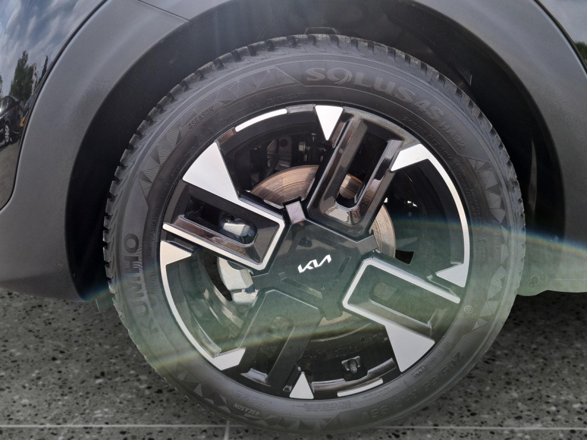 Kia Stonic GT Line 1.0 T-GDI 100 DCT (2026) - Photo 9