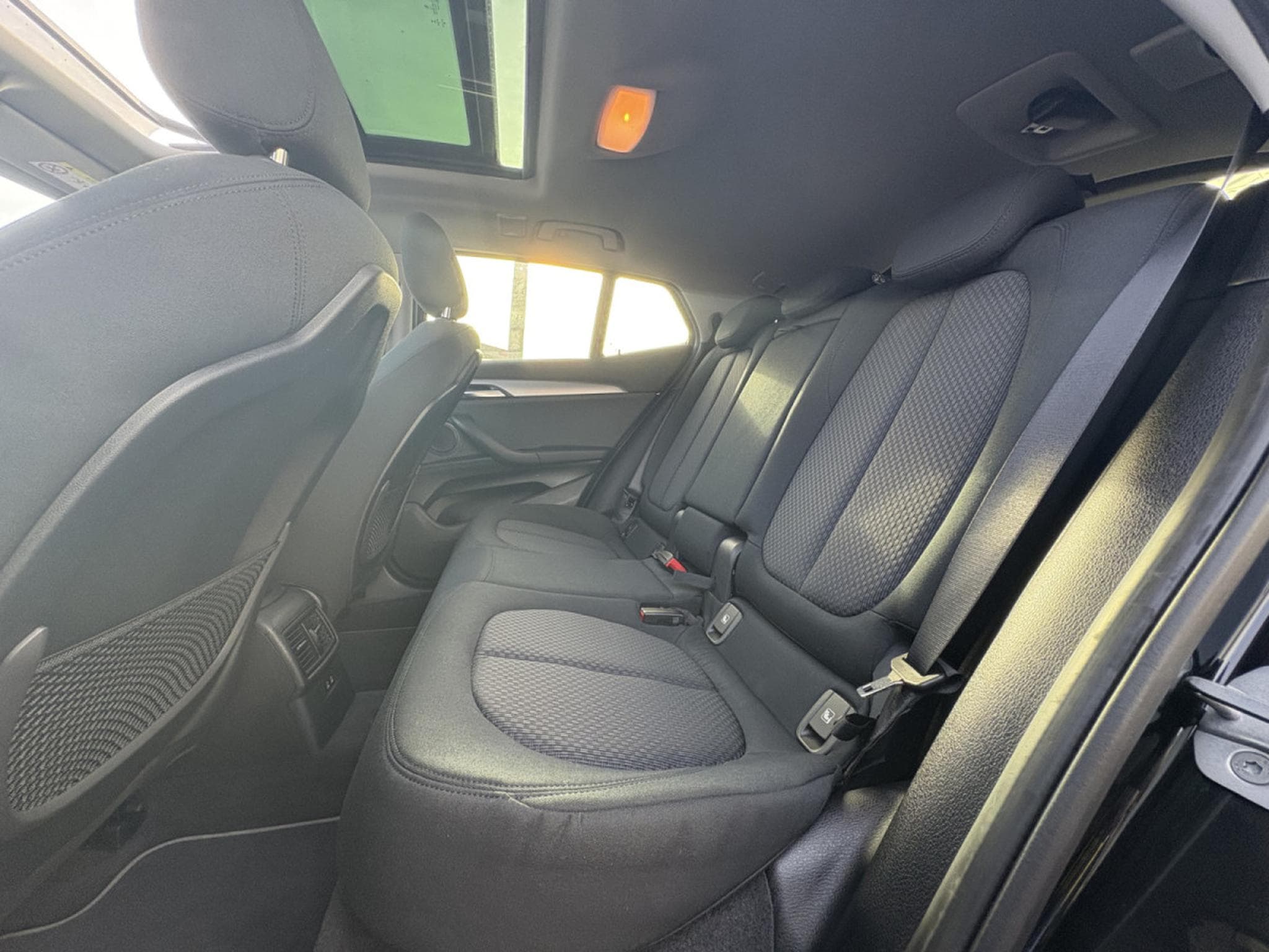 BMW X2 XDRIVE 25E PHEV  * GARANTIE 36 MOIS EUROPÉENNE * (2022) - Photo 5