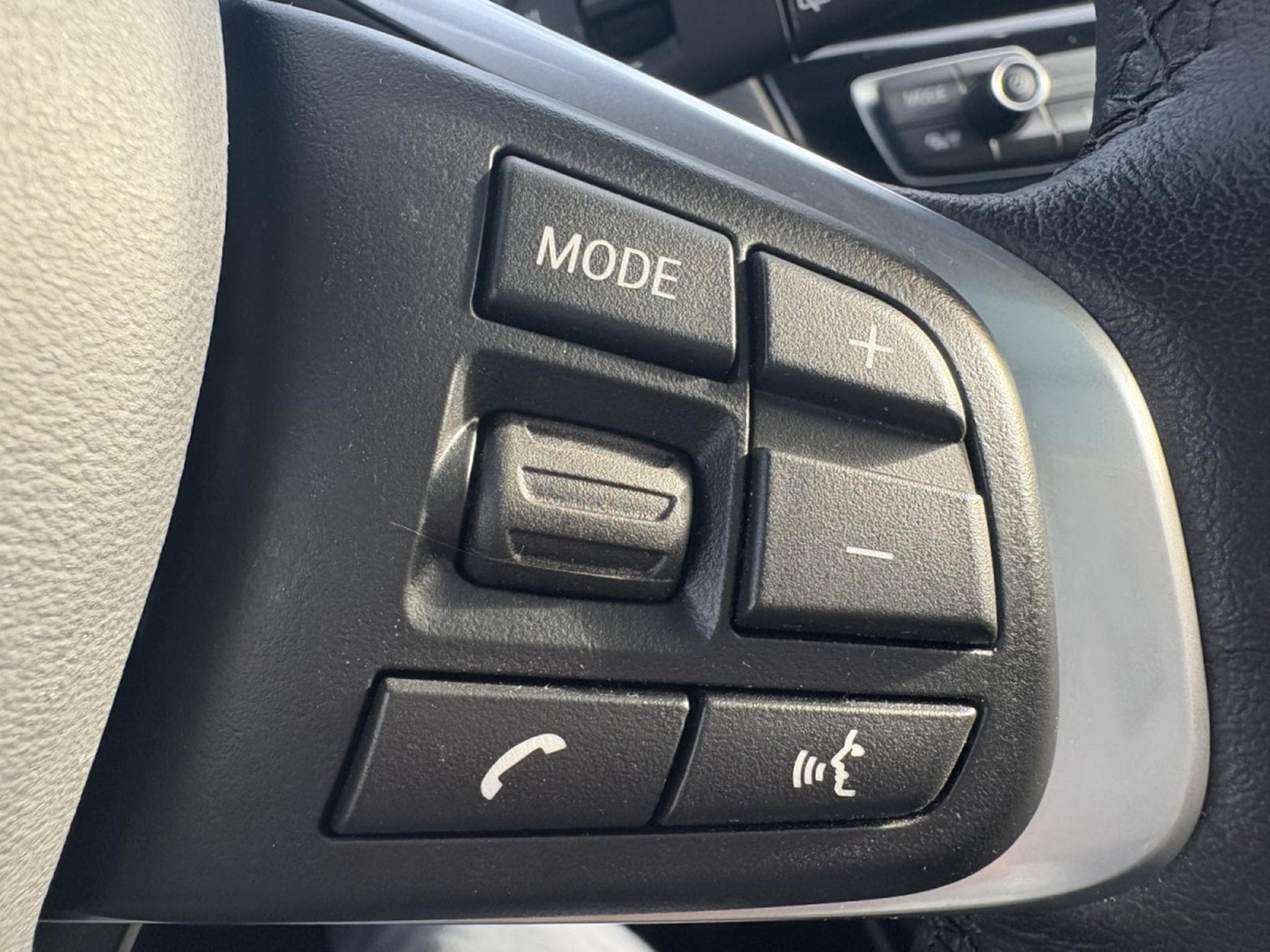 BMW X2 XDRIVE 25E PHEV  * GARANTIE 36 MOIS EUROPÉENNE * (2022) - Photo 8