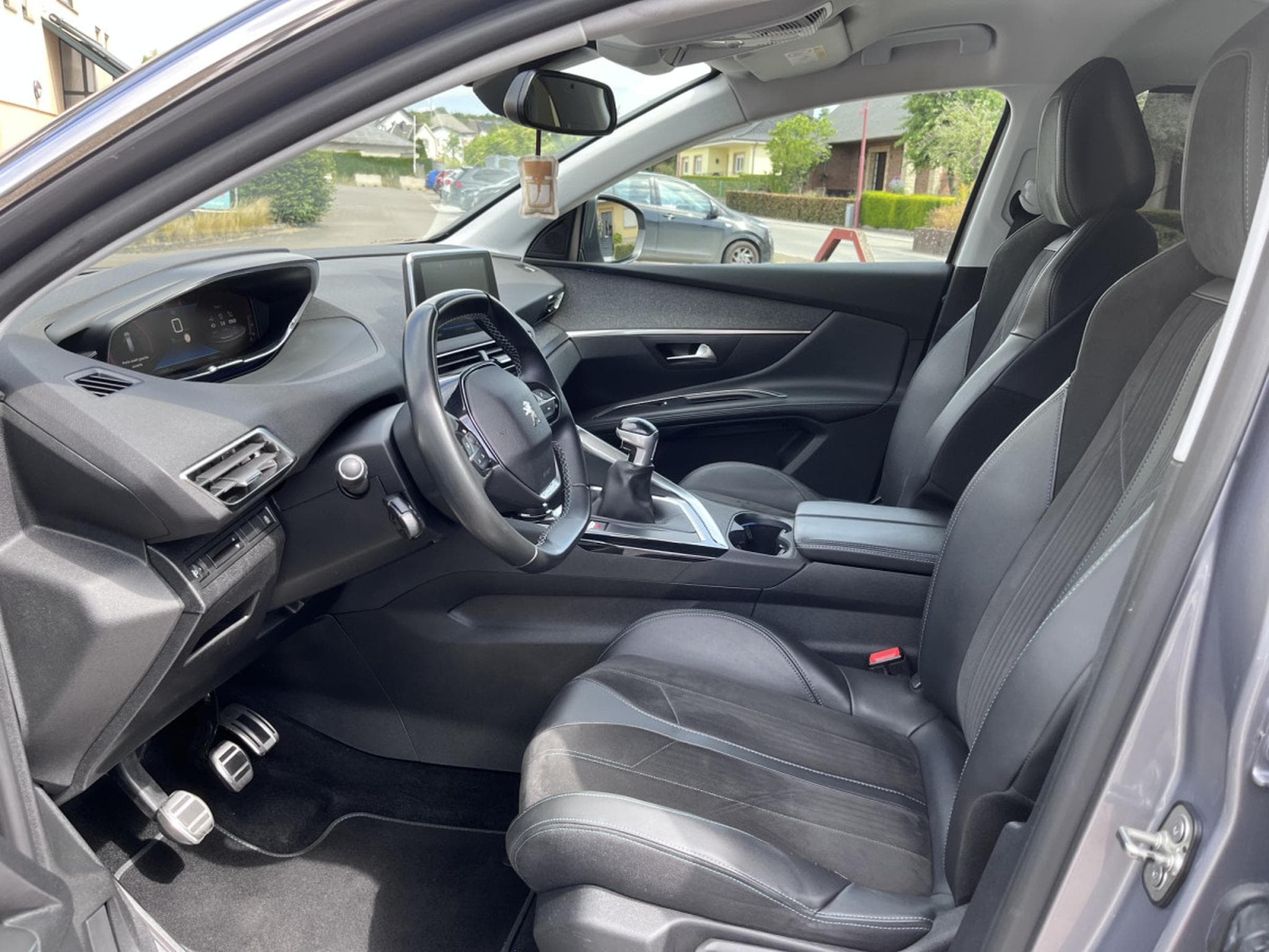 Peugeot 5008 1.5 BlueHdi Crossway 130cv 7 Places (2020) - Photo 8