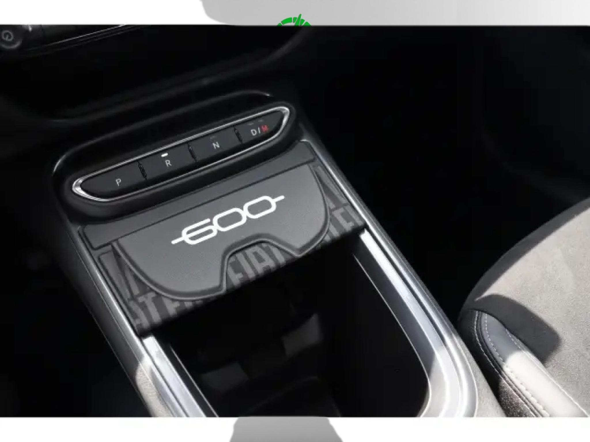 Fiat 600 HYBRID SPORT 1.2 (2026) - Foto 21