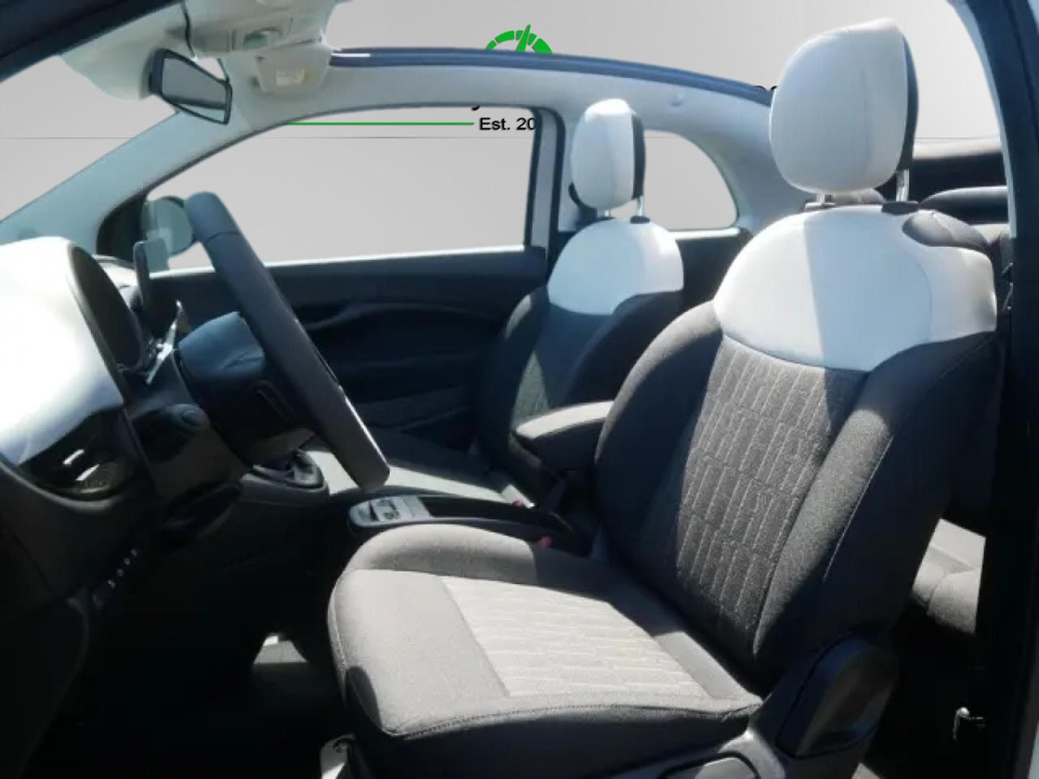 Fiat 500 HYBRID ICON (2026) - Photo 8