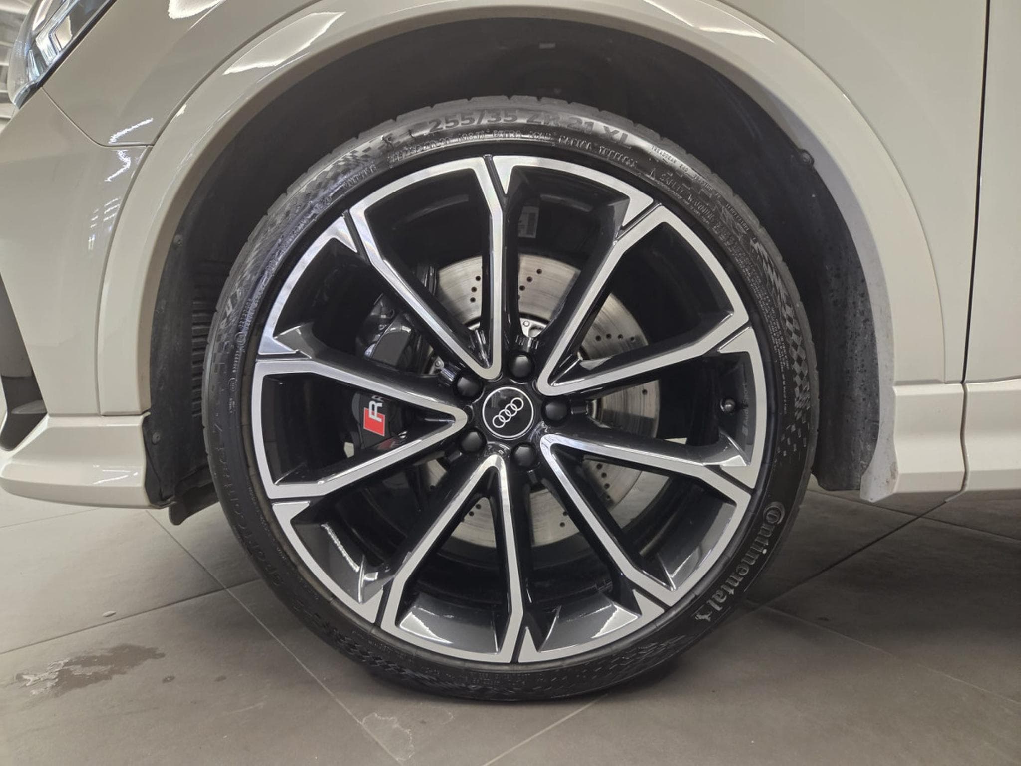 Audi RSQ3 2.5 TFSI quattro 400 CH / 295 kW S tronic (2022) - Photo 8