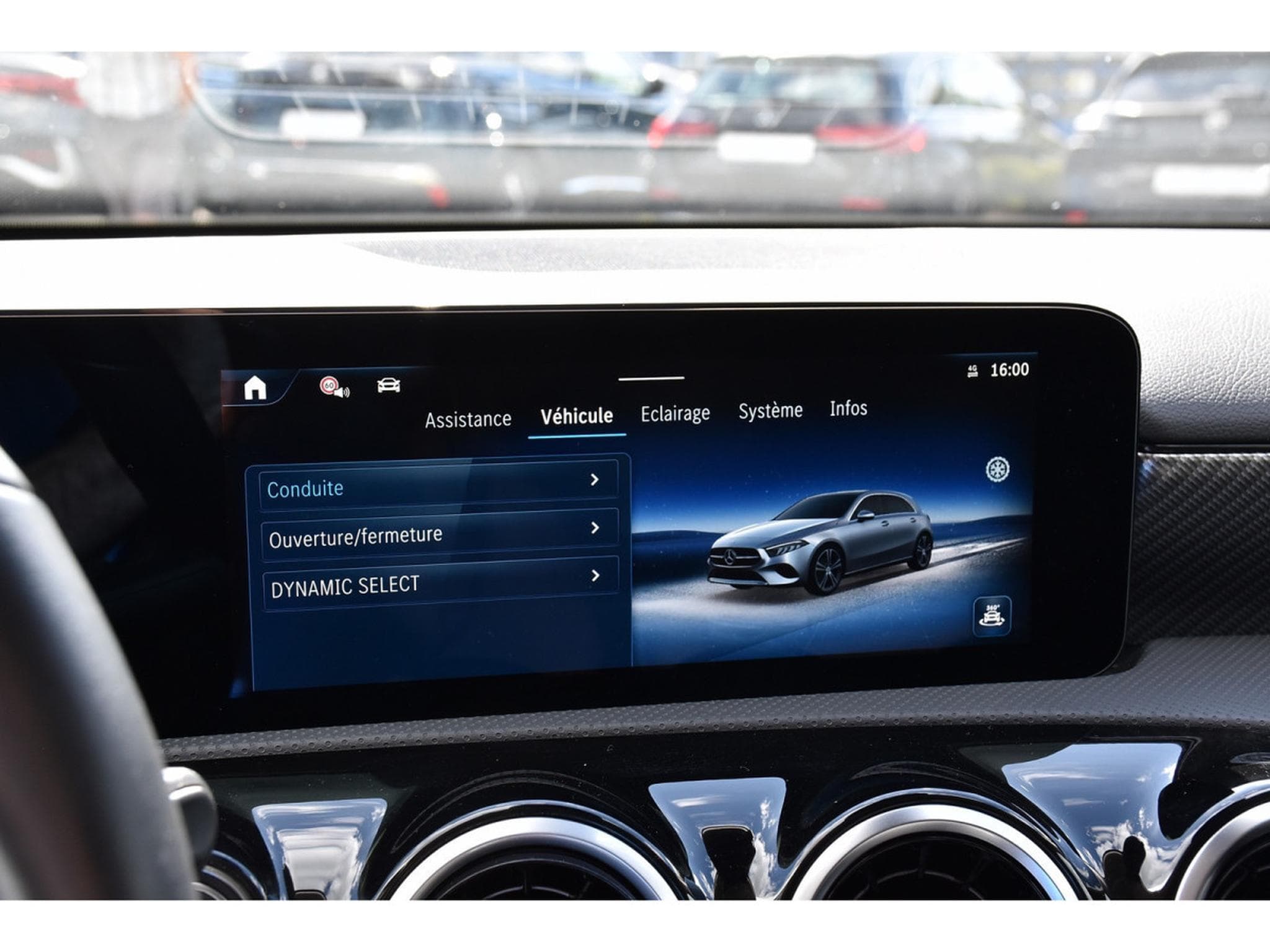 Mercedes A 200 d Progressive 8G-DCT TISSU-CUIR GPS CAM P.NIGHT 1° MAIN (2024) - Photo 15