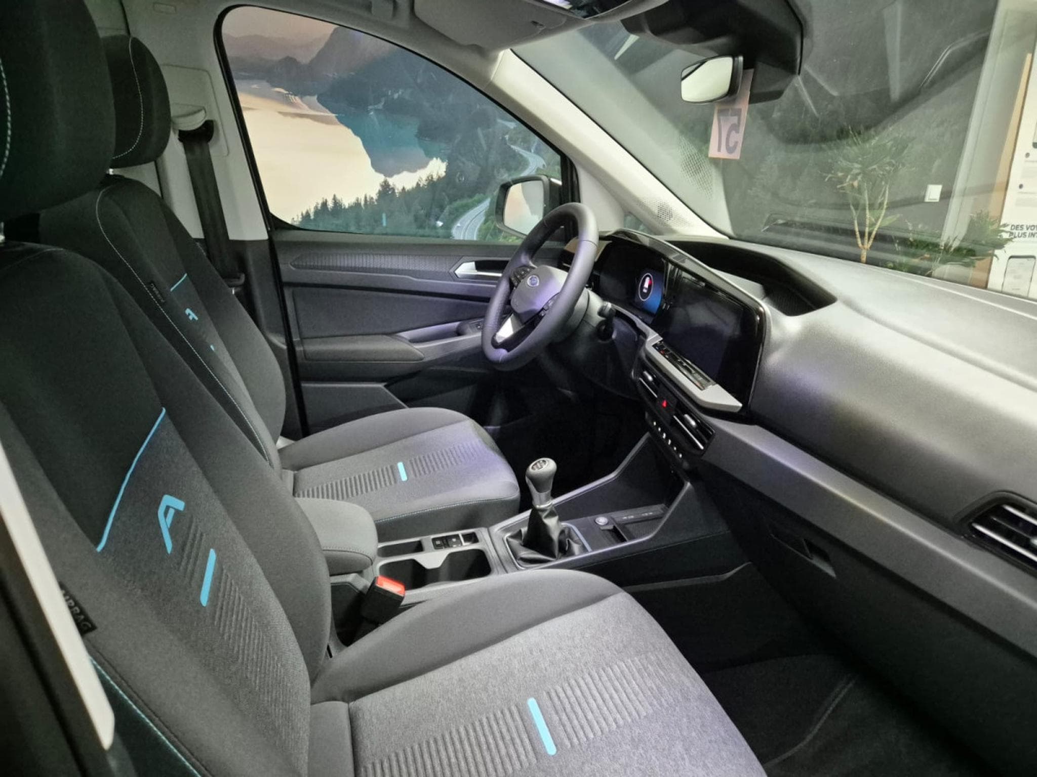 Ford Tourneo Active 2.0 Ecoblue 122cv M6 AWD (2026) - Photo 7