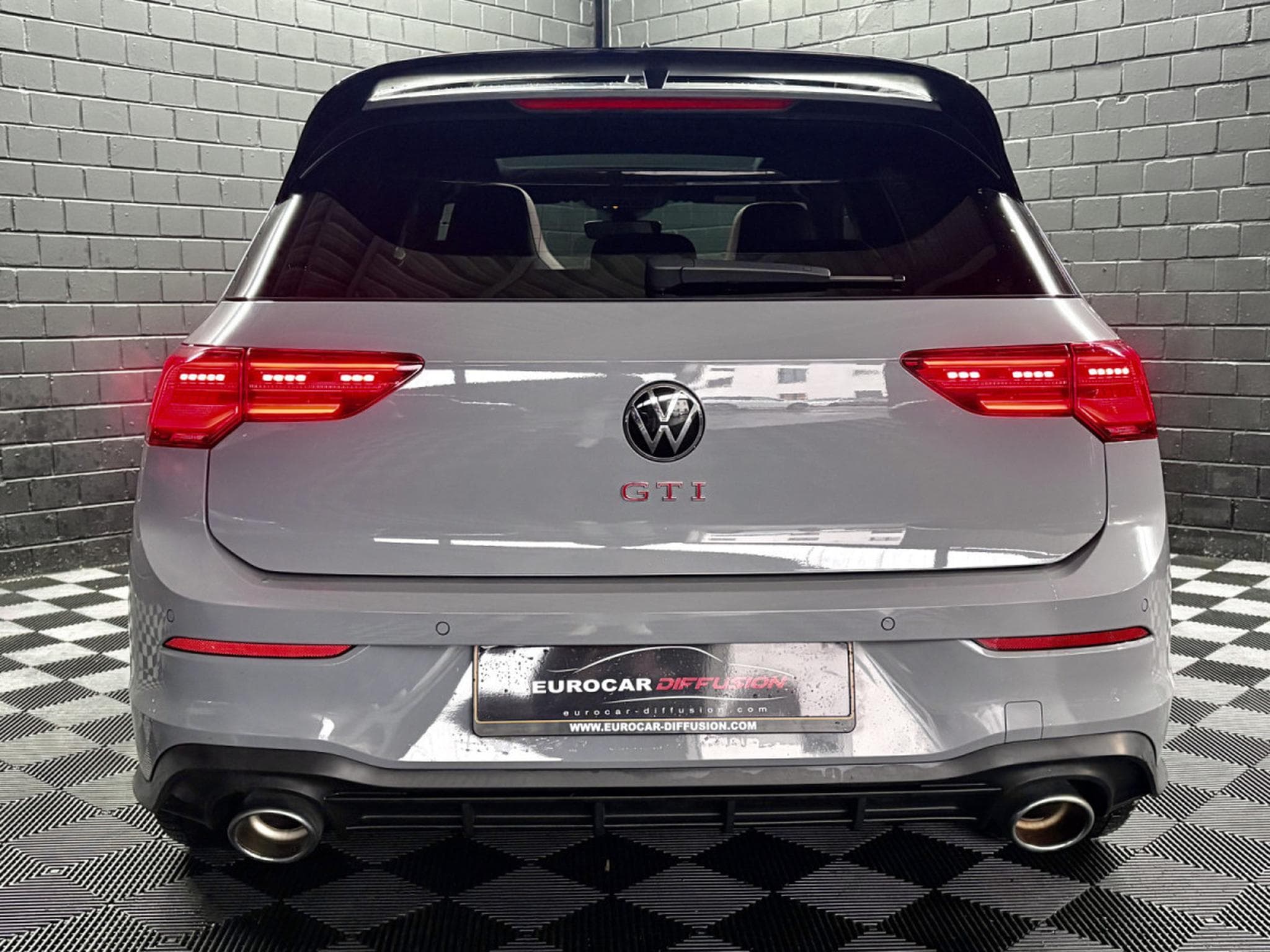 VW Golf GTI Clubsport 2.0 TSI 300 CV DSG7 *Matrix* *Toit Ouvrant* *H (2024) - Photo 5