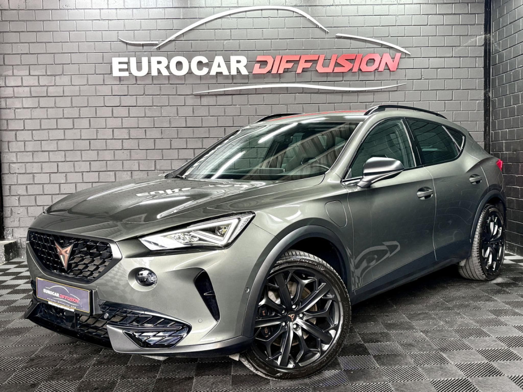 Cupra Formentor VZ Tribe Edition 245CV eHybrid PHEV DSG6 ** CAM** HAYON** (2024) - Photo 1