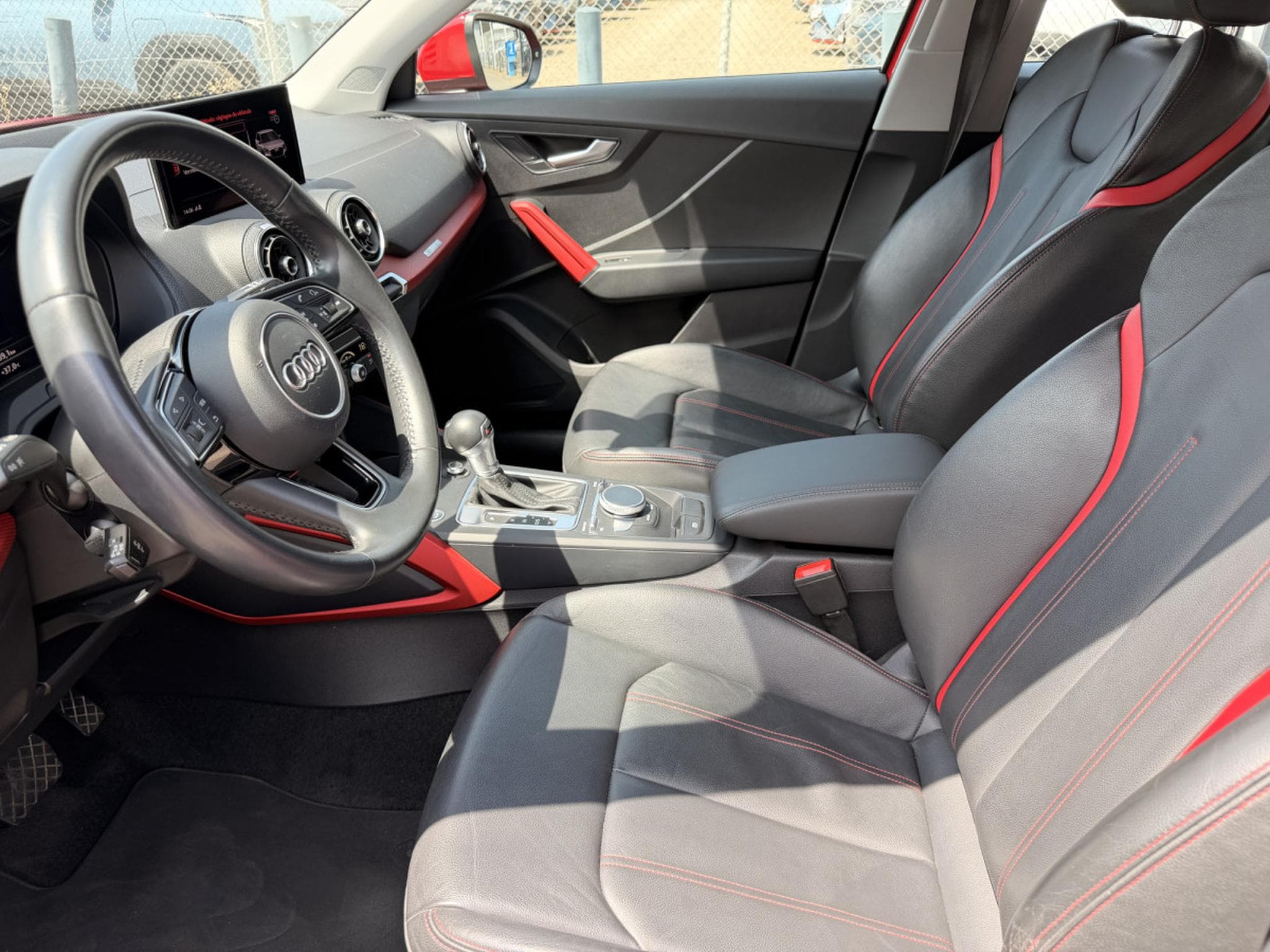 Audi Q2 30 TDI 115 CV S-TRONIC (2020) - Photo 15