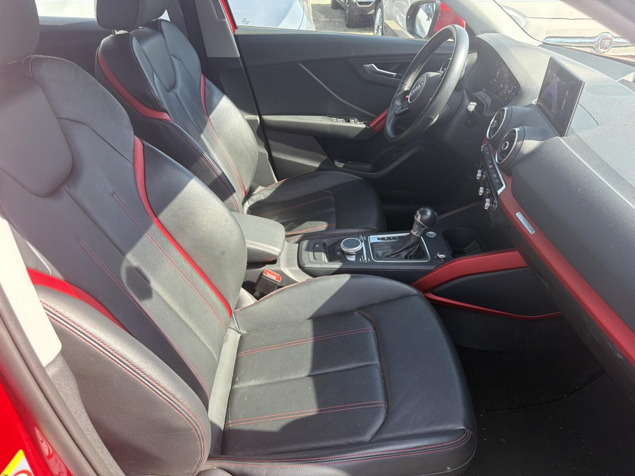 Audi Q2 30 TDI 115 CV S-TRONIC (2020) - Photo 8