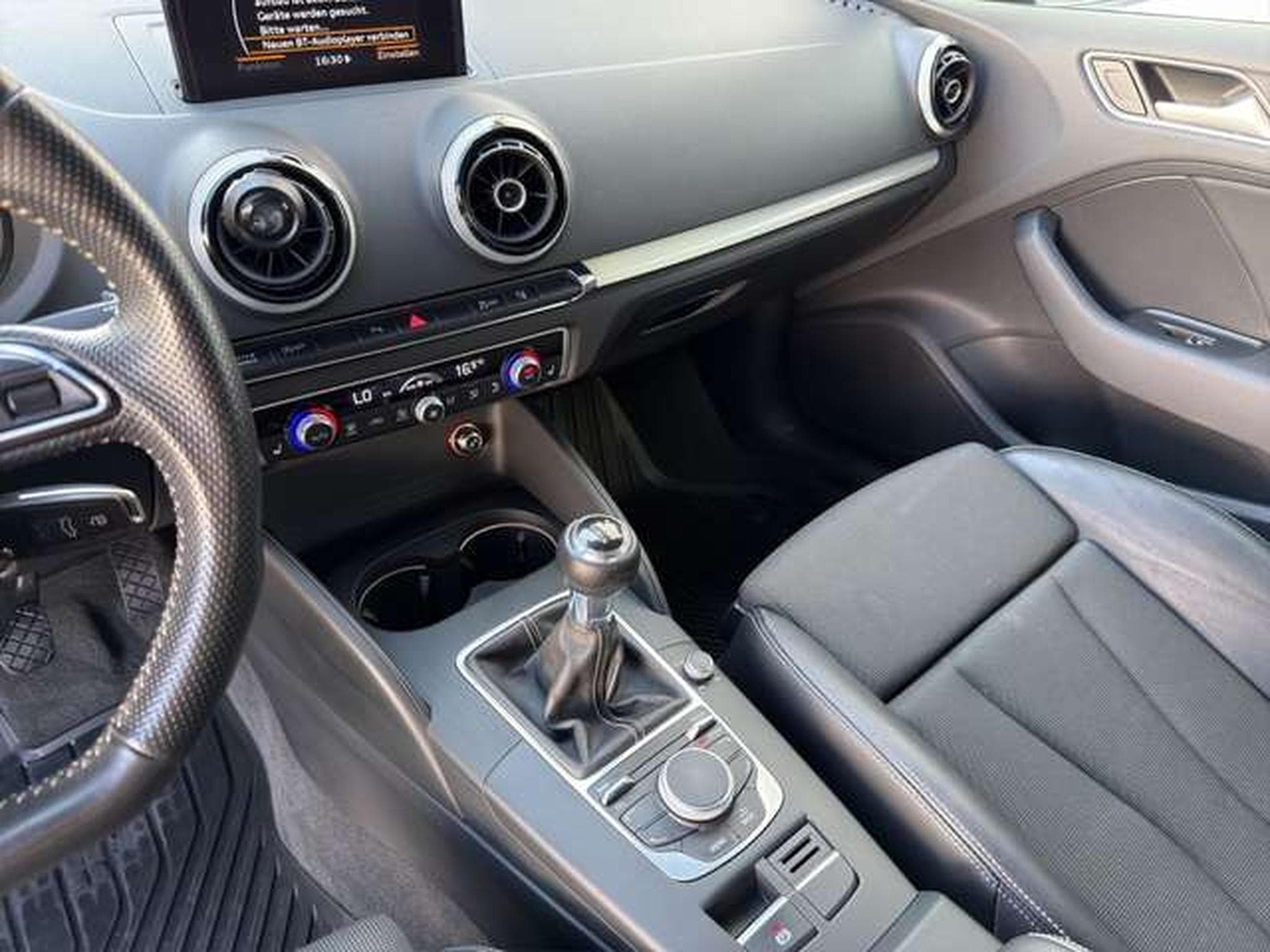 Audi A3 S line Sportpaket/Navi/Sitzhzg/Xenon (2014) - Photo 15