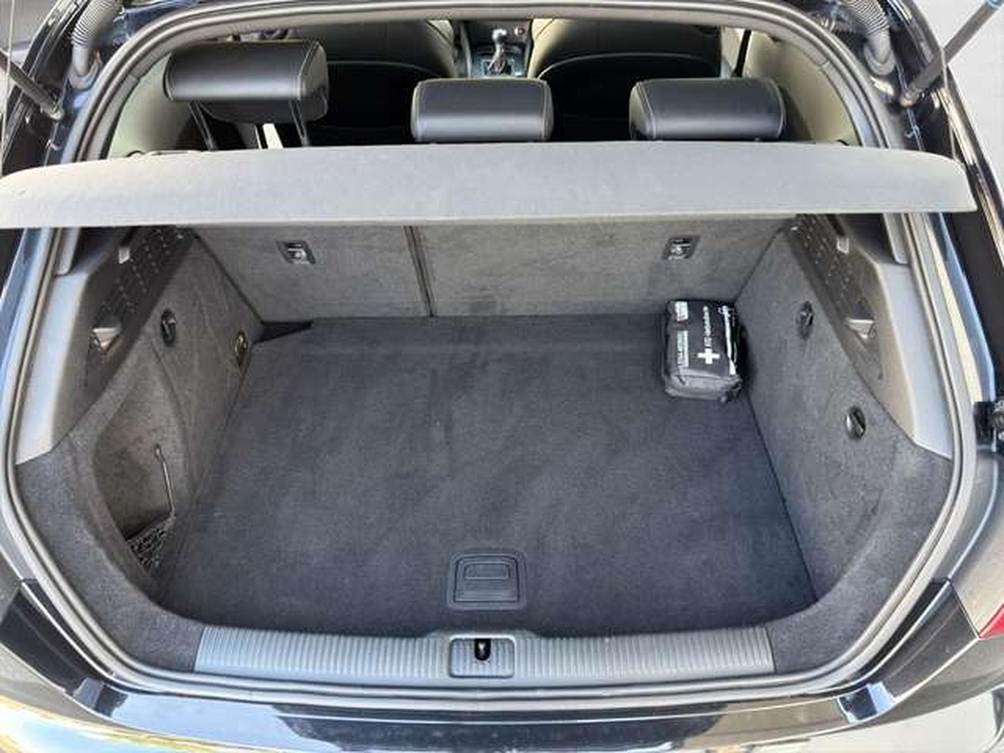 Audi A3 S line Sportpaket/Navi/Sitzhzg/Xenon (2014) - Photo 17