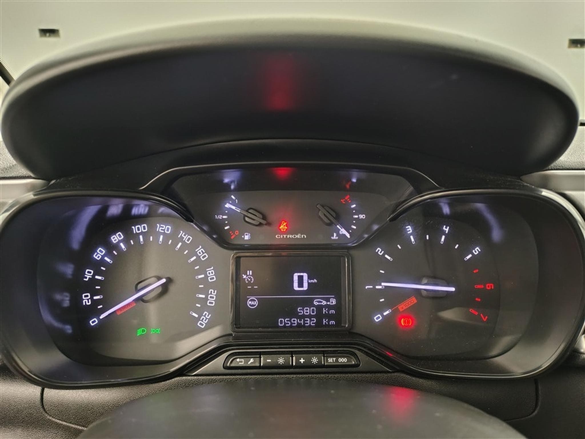 Citroen C3 1.2i PureTech 82cv Live CLIM / BLUETOOTH (2022) - Photo 10