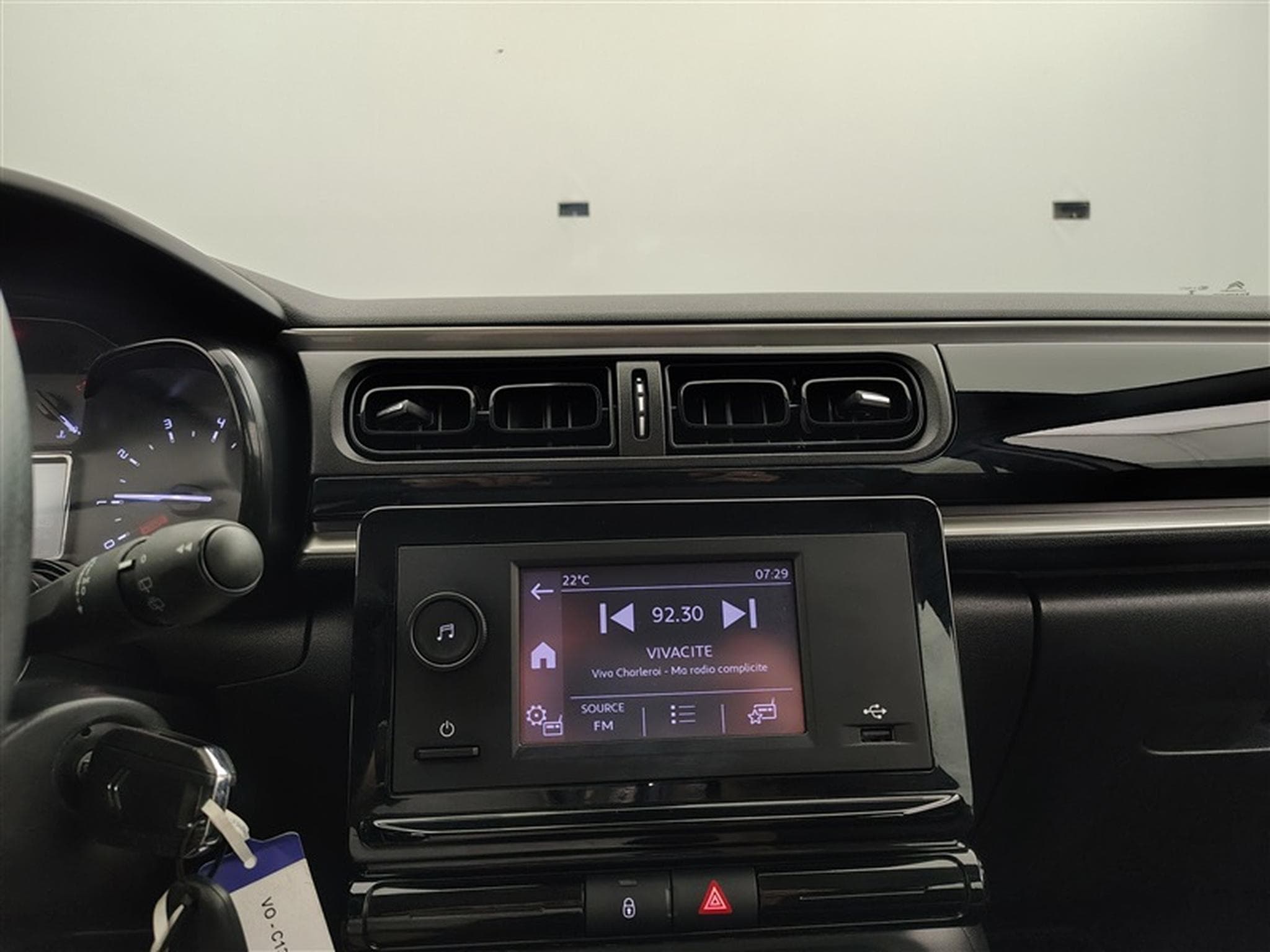 Citroen C3 1.2i PureTech 82cv Live CLIM / BLUETOOTH (2022) - Photo 11