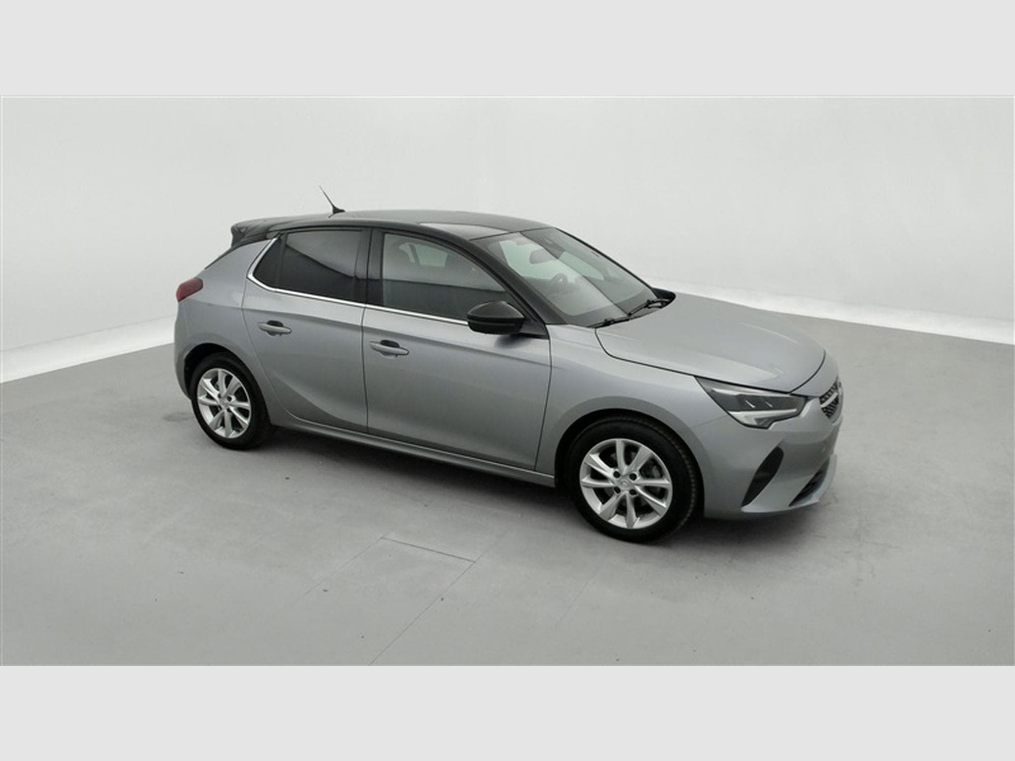 Opel Corsa 1.2 Turbo Elegance AUTO (2022) - Photo 22