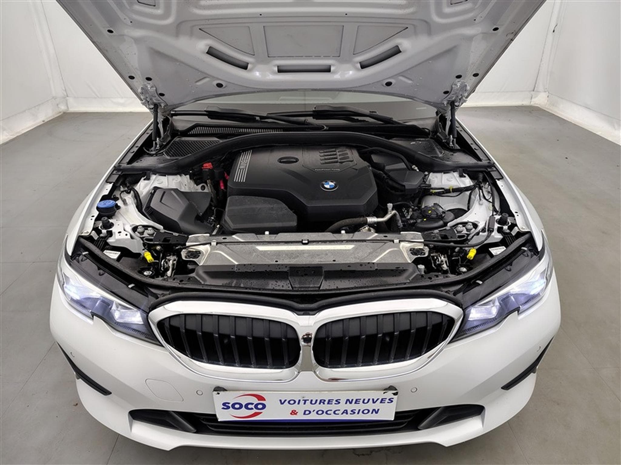 BMW 318 Touring 318i Business NAVI/LED/JA17/PDC (2022) - Photo 21
