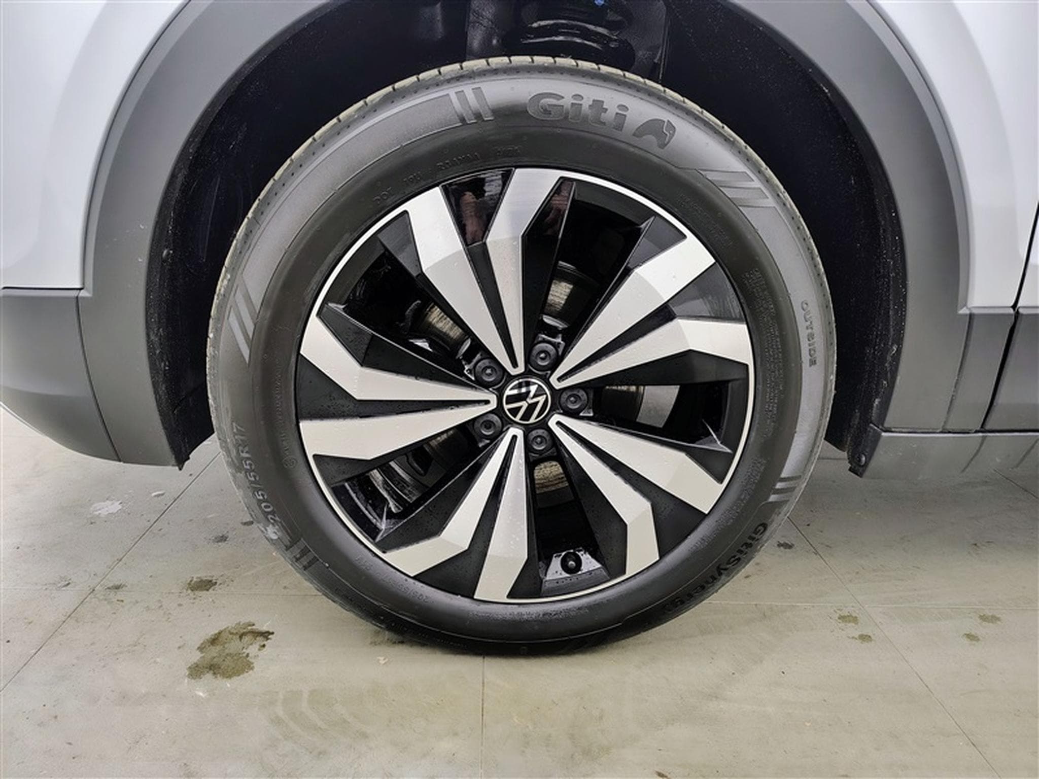 VW T-Cross 1.0 TSI 110cv DSG Life CARPLAY / CAMERA / FULL LED / ALU (2026) - Photo 6