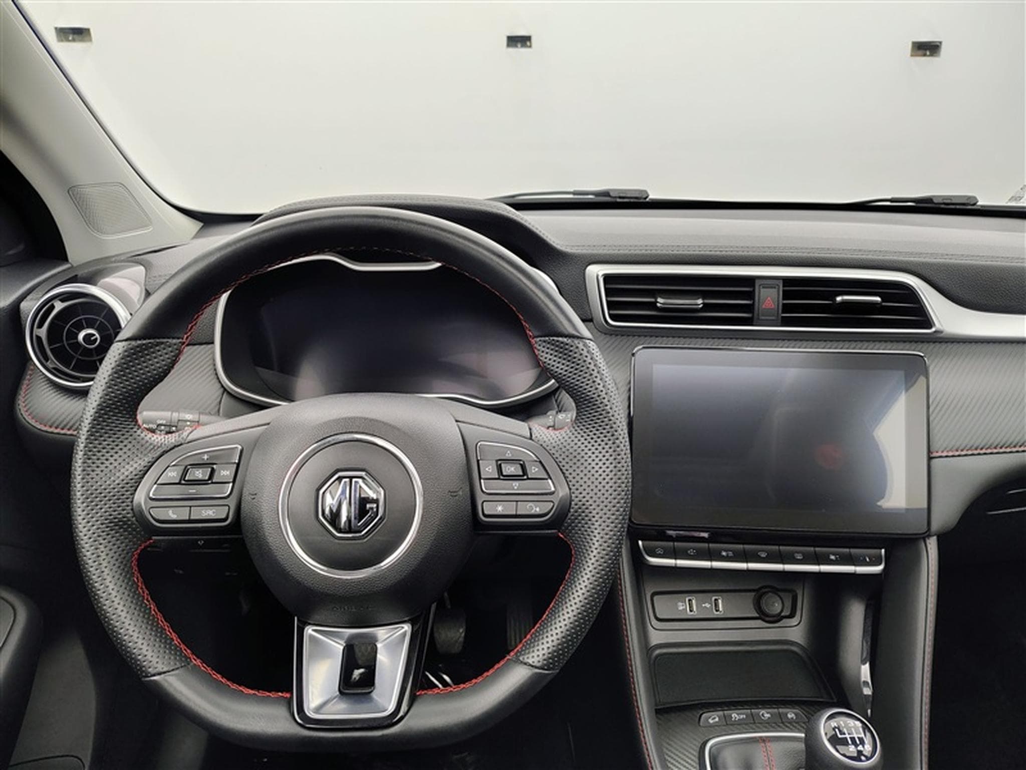 MG ZS Luxury 1.0* NAVI/CARPLAY/CUIR/FULL LED/T.PANO/CAM360** (2024) - Photo 9