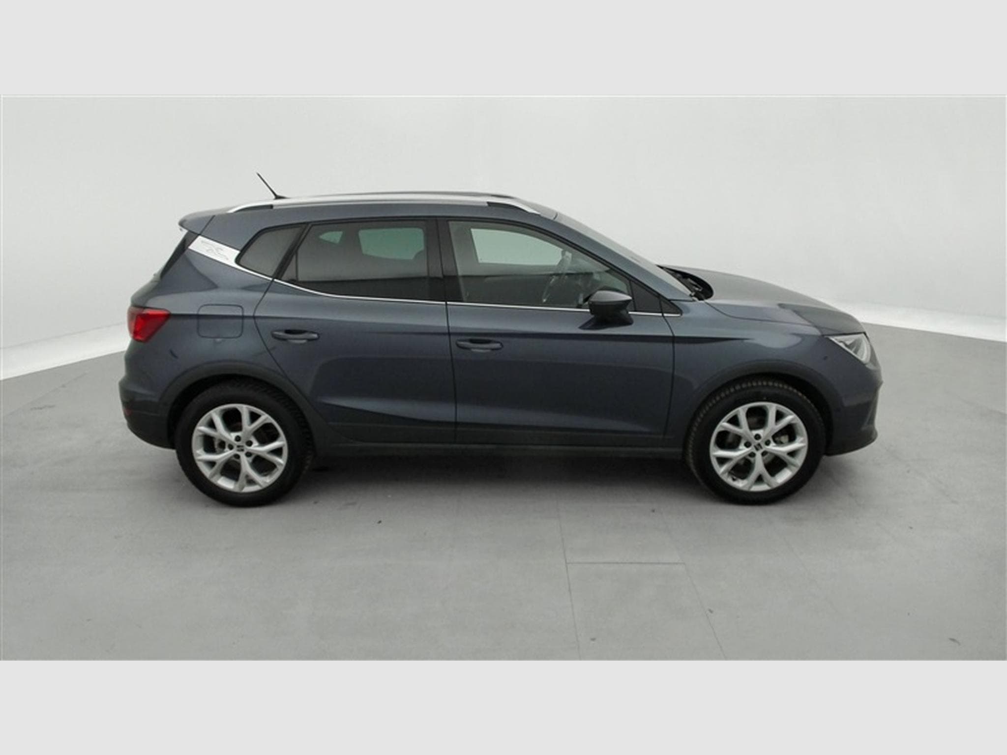 Seat Arona 1.0 TSI FR DSG NAVI / FULL LED / CARPLAY (2024) - Photo 24