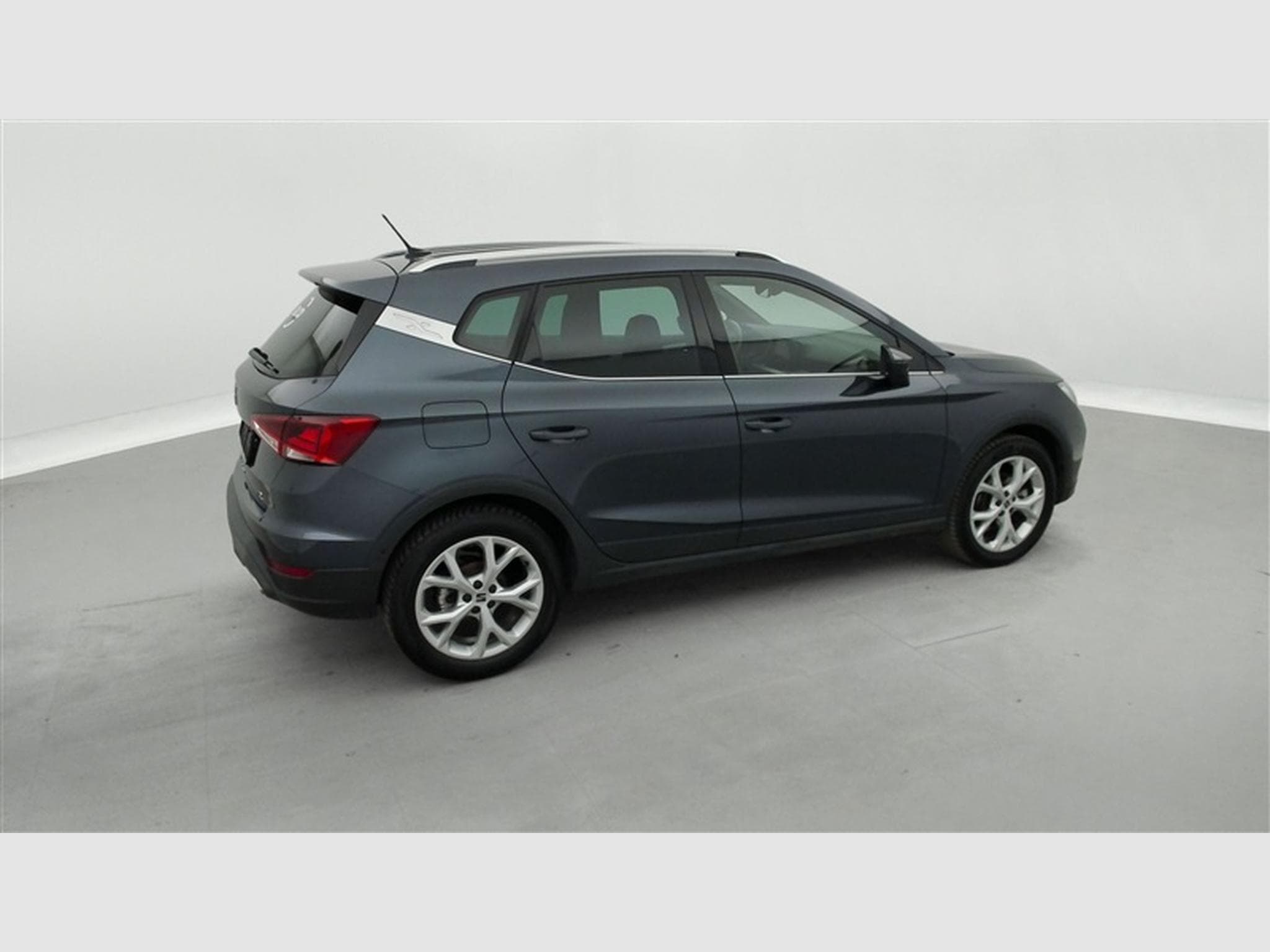 Seat Arona 1.0 TSI FR DSG NAVI / FULL LED / CARPLAY (2024) - Photo 25