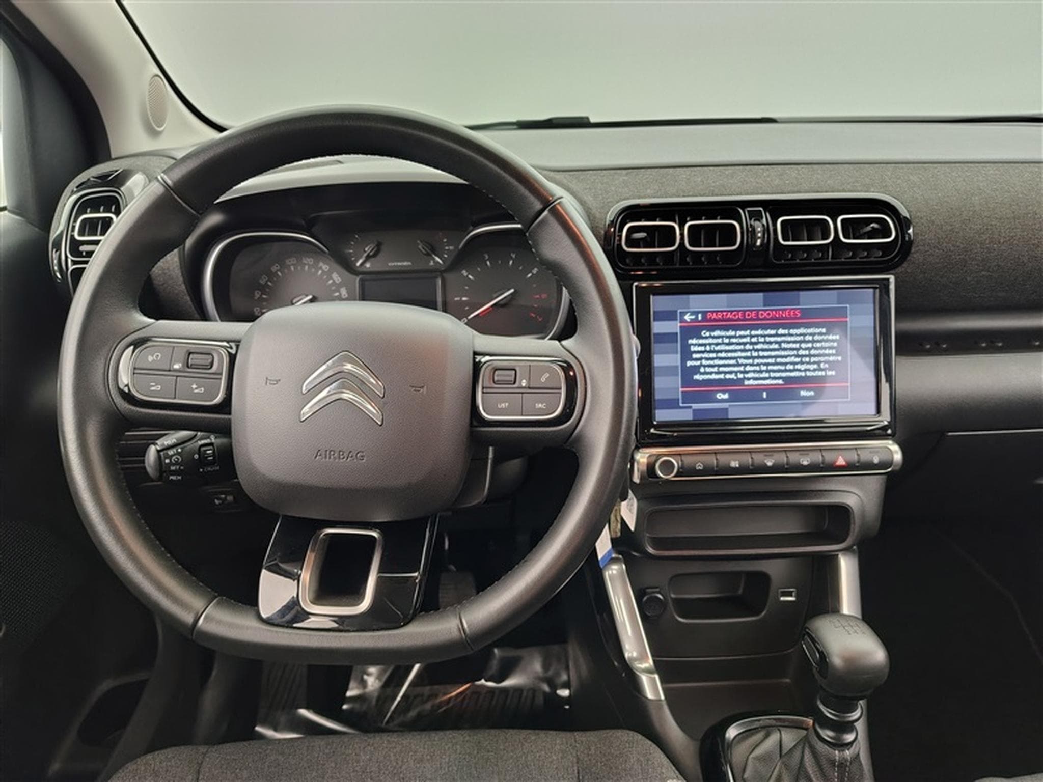 Citroen C3 Aircross 1.2 Pure Tech Shine (2021) - Photo 9