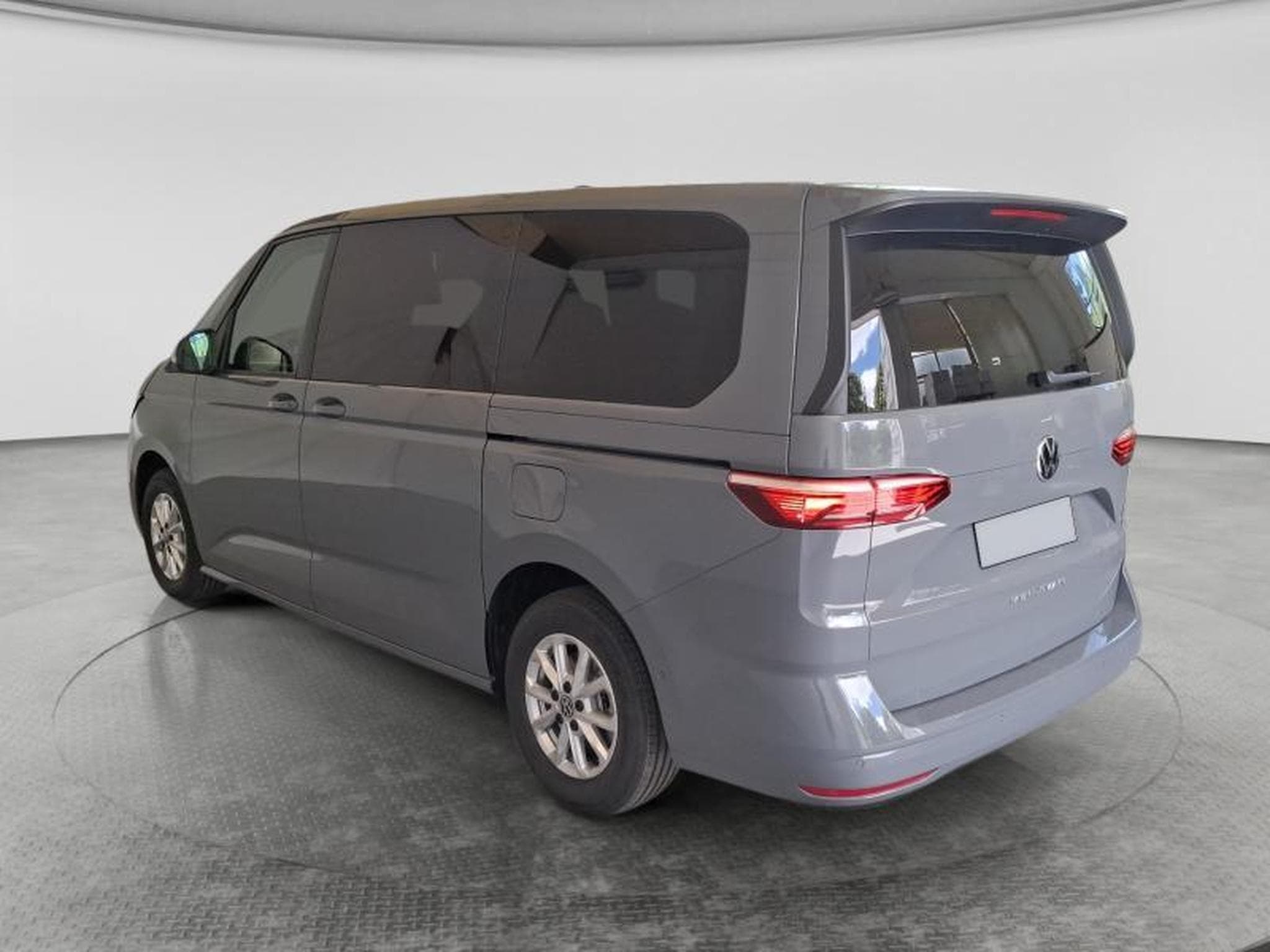 VW T7 Life LONG (2026) - Photo 18