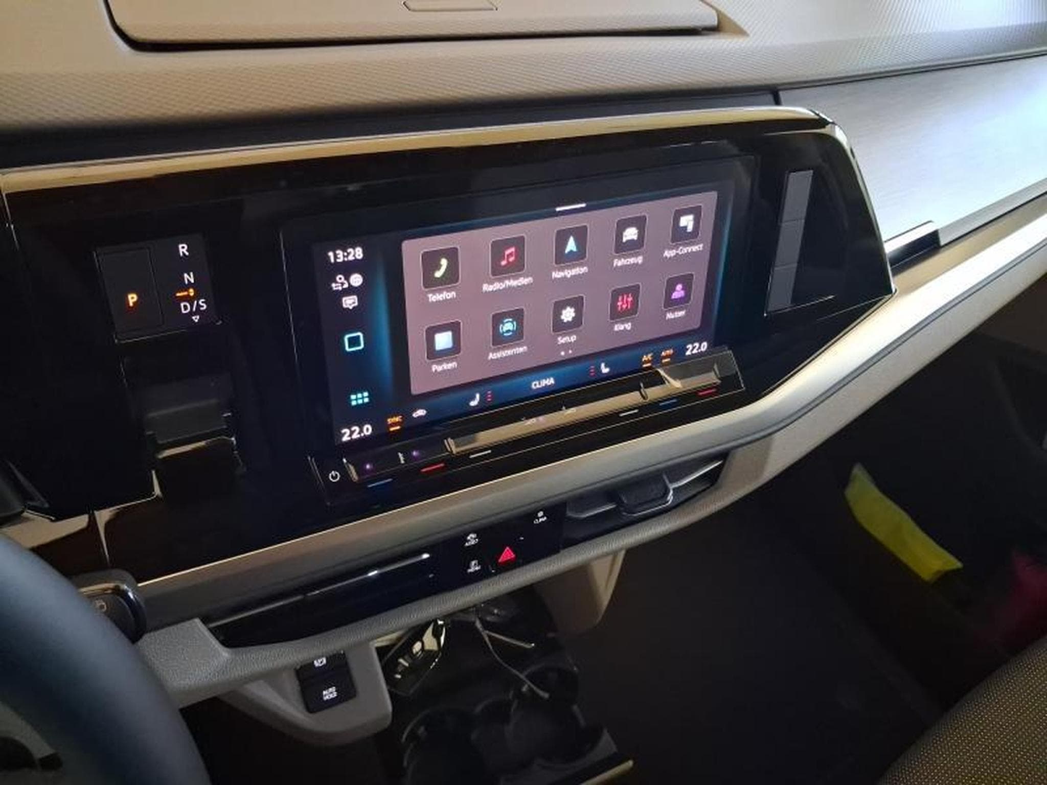 VW T7 Life LONG (2026) - Photo 6