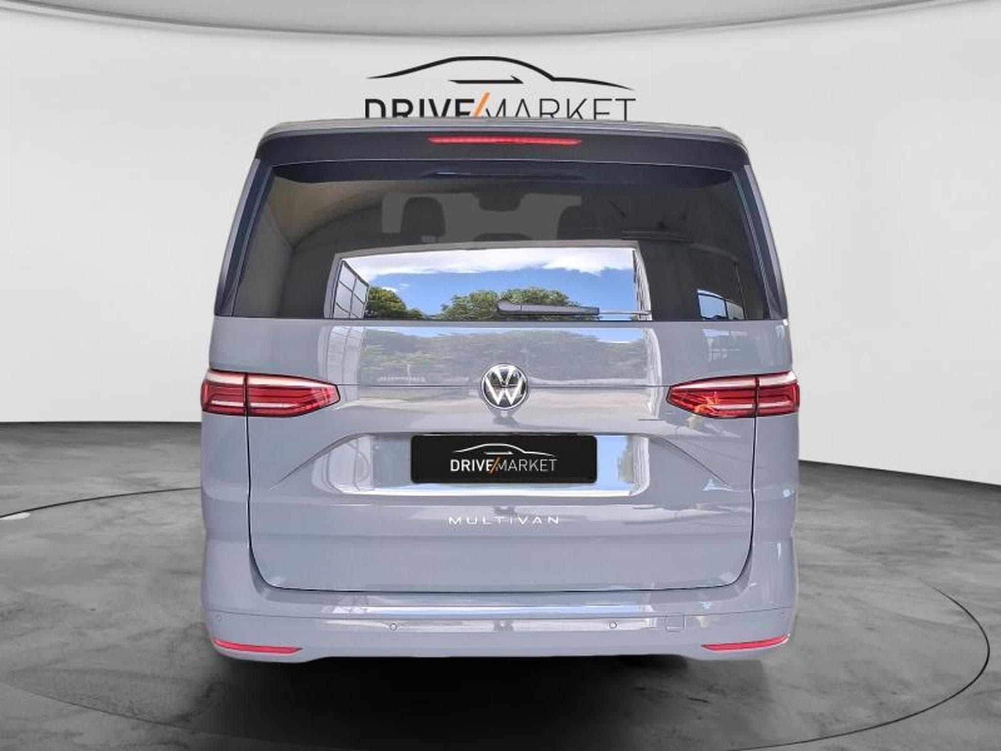 VW T7 Life LONG (2026) - Photo 17