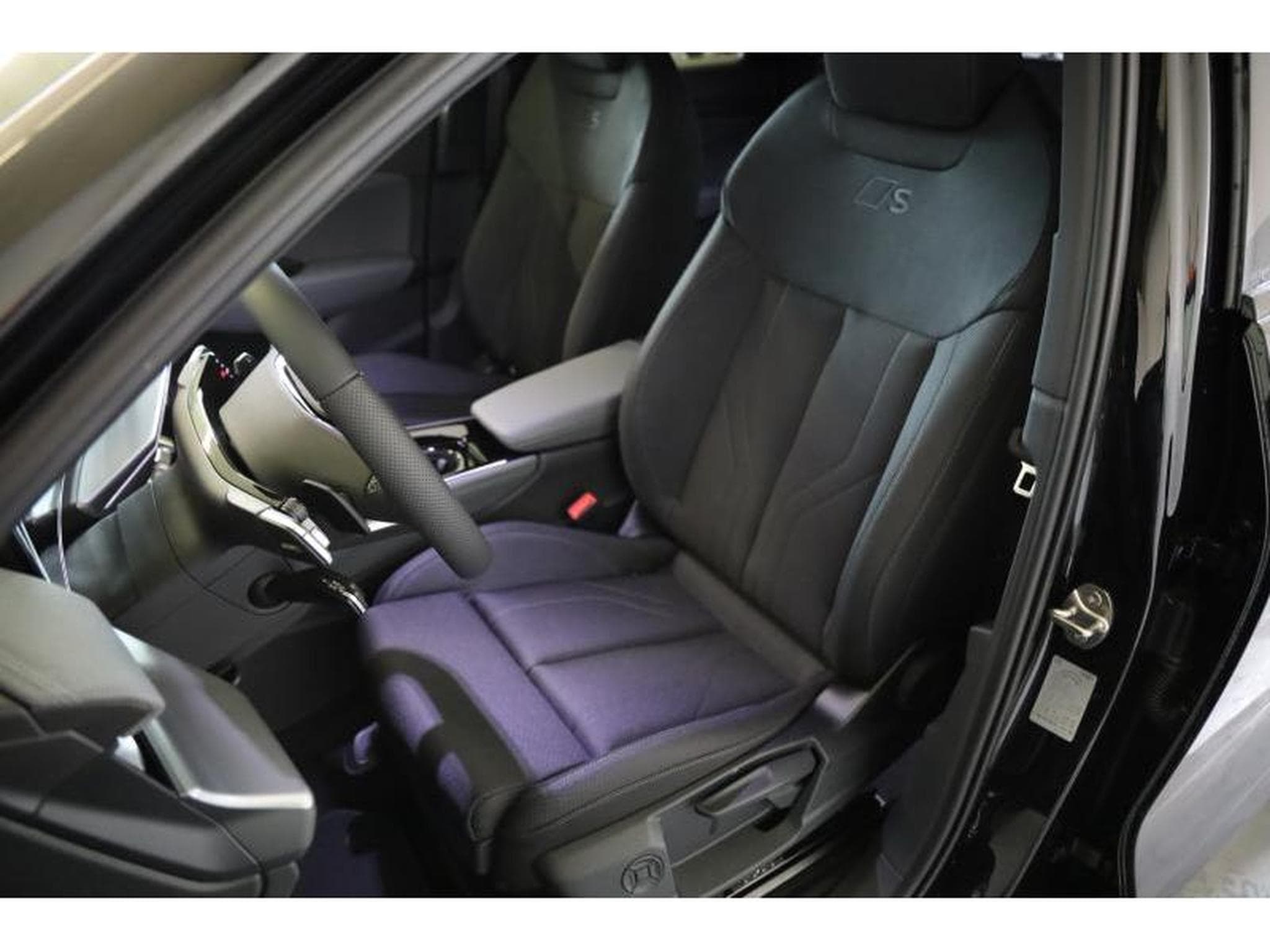 Audi Q3 Sportback (2026) - Photo 4