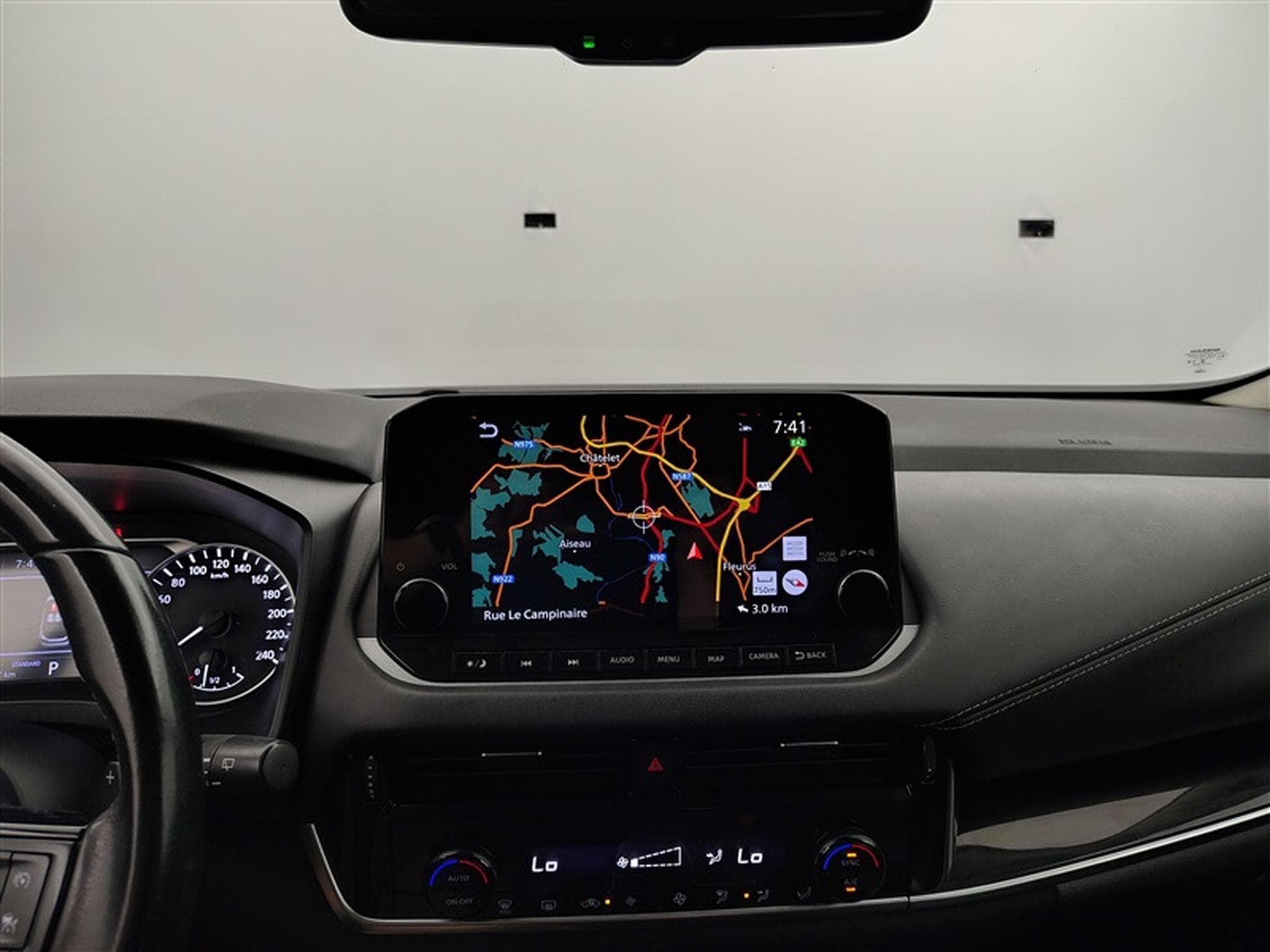 Nissan Qashqai 1.3 DIG-T MHEV Tekna Xtronic (2022) - Photo 11