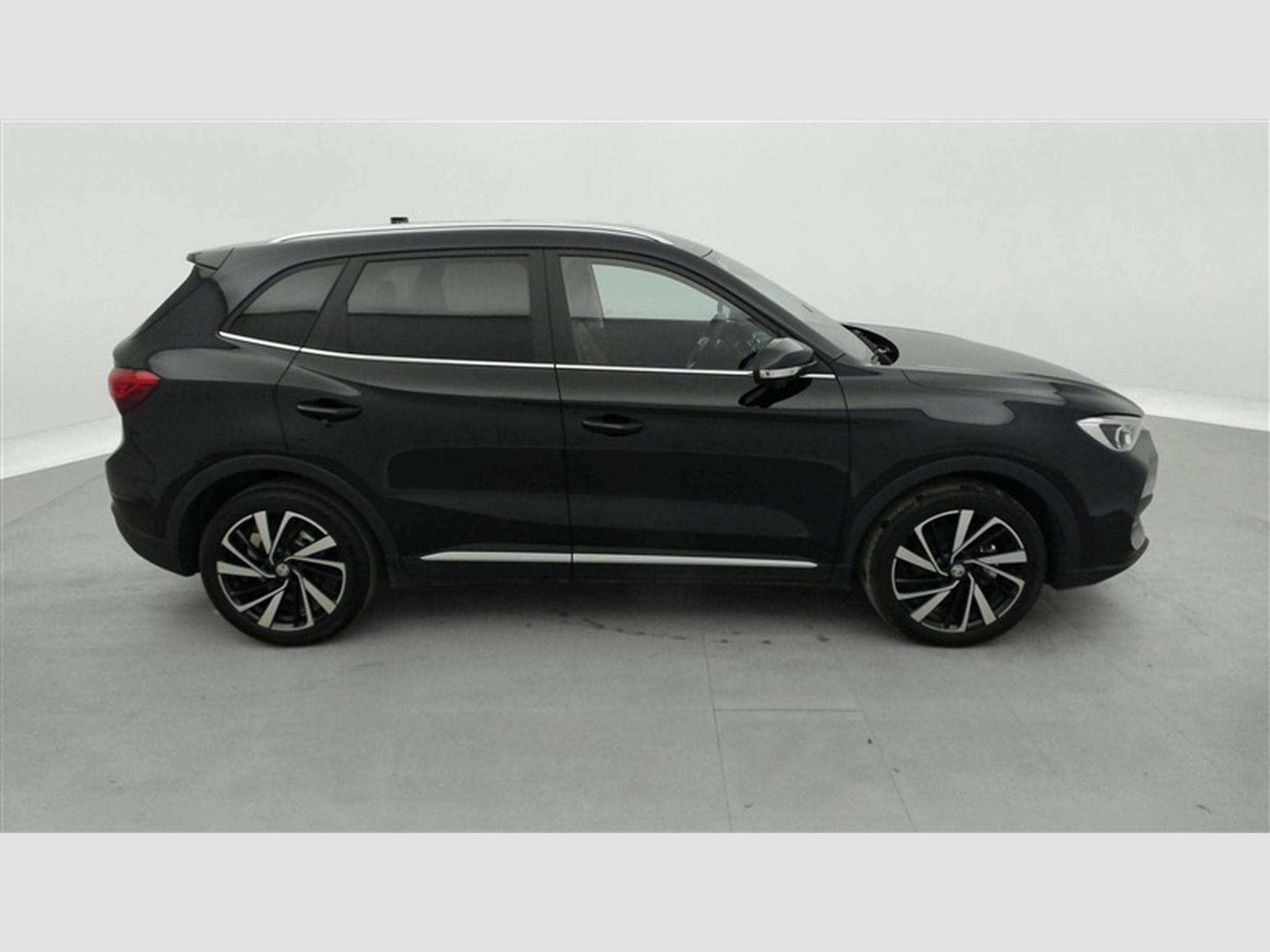 MG ZS Luxury Pack (2025) - Photo 24