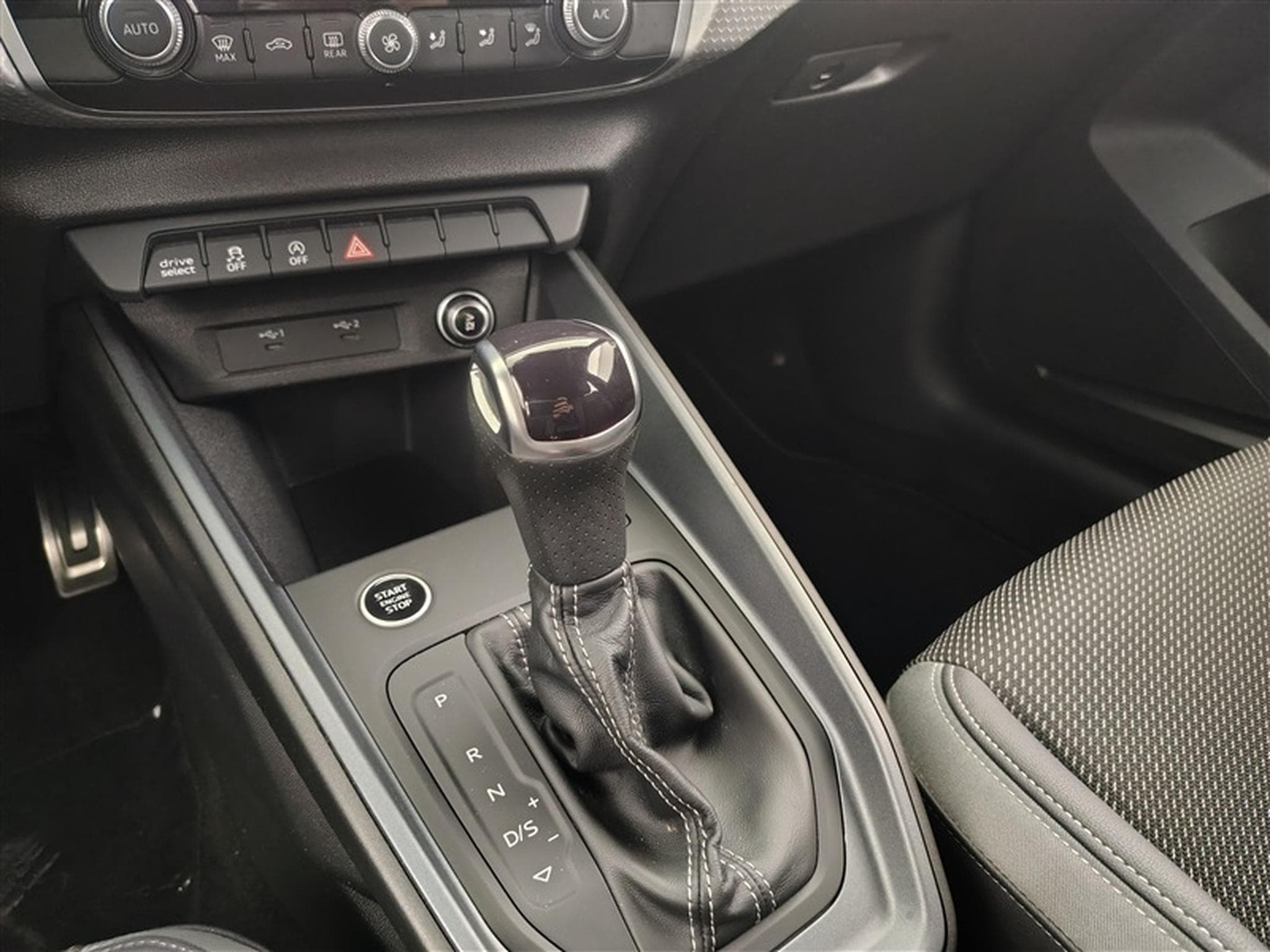 Audi A1 30 TFSI 110cv S-tronic S-Line CARPLAY / FULL LED (2022) - Photo 12