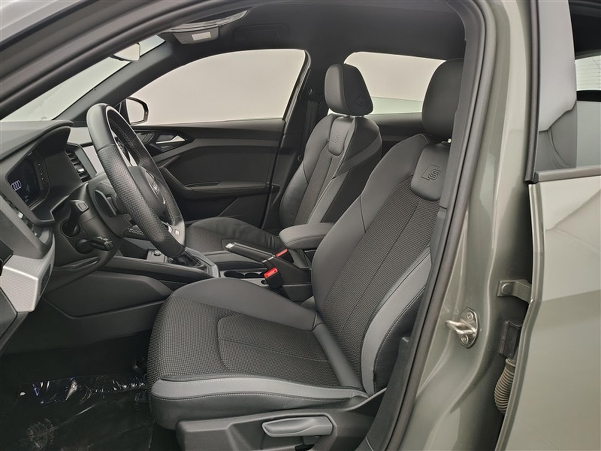 Audi A1 30 TFSI 110cv S-tronic S-Line CARPLAY / FULL LED (2022) - Photo 7
