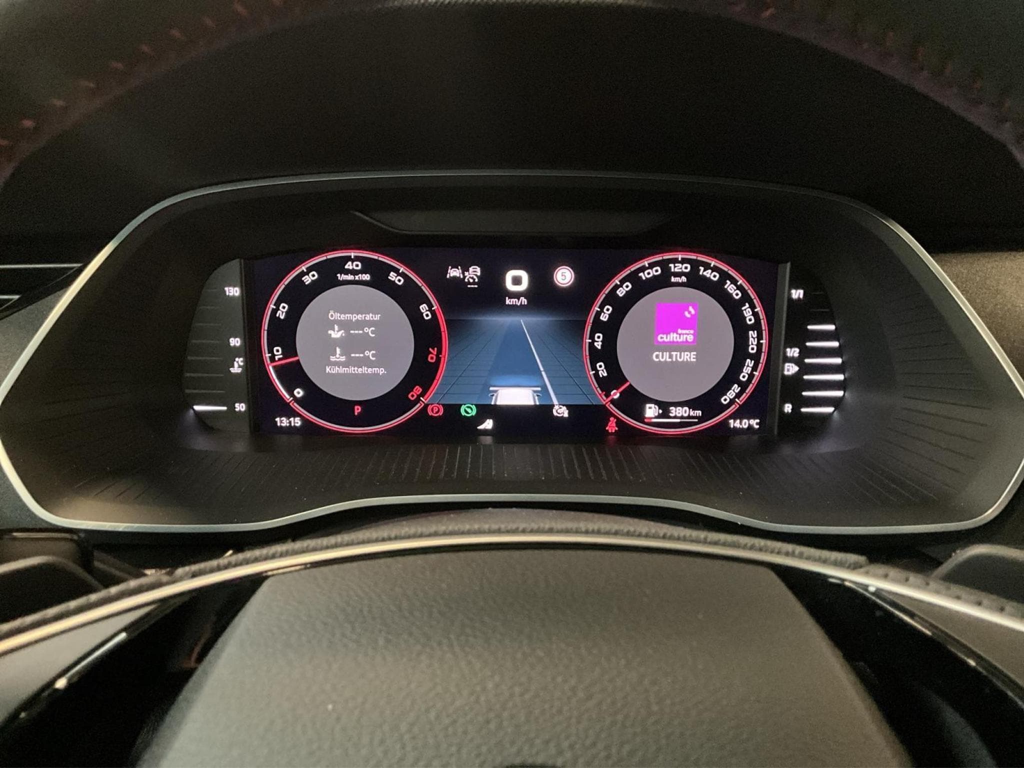 Skoda Octavia Combi+RS+DSG+LED+Navi (2024) - Photo 11