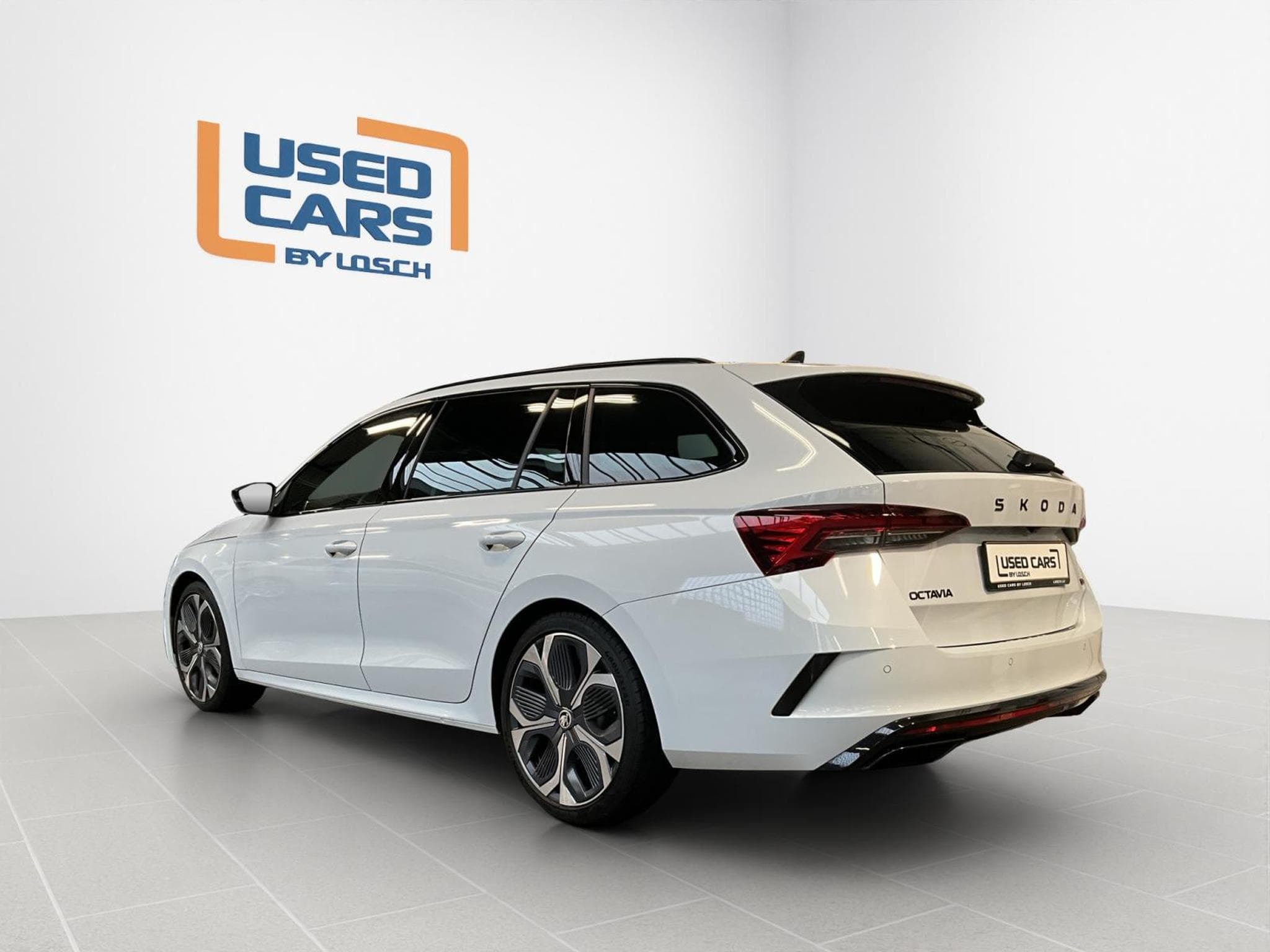 Skoda Octavia Combi+RS+DSG+LED+Navi (2024) - Photo 6